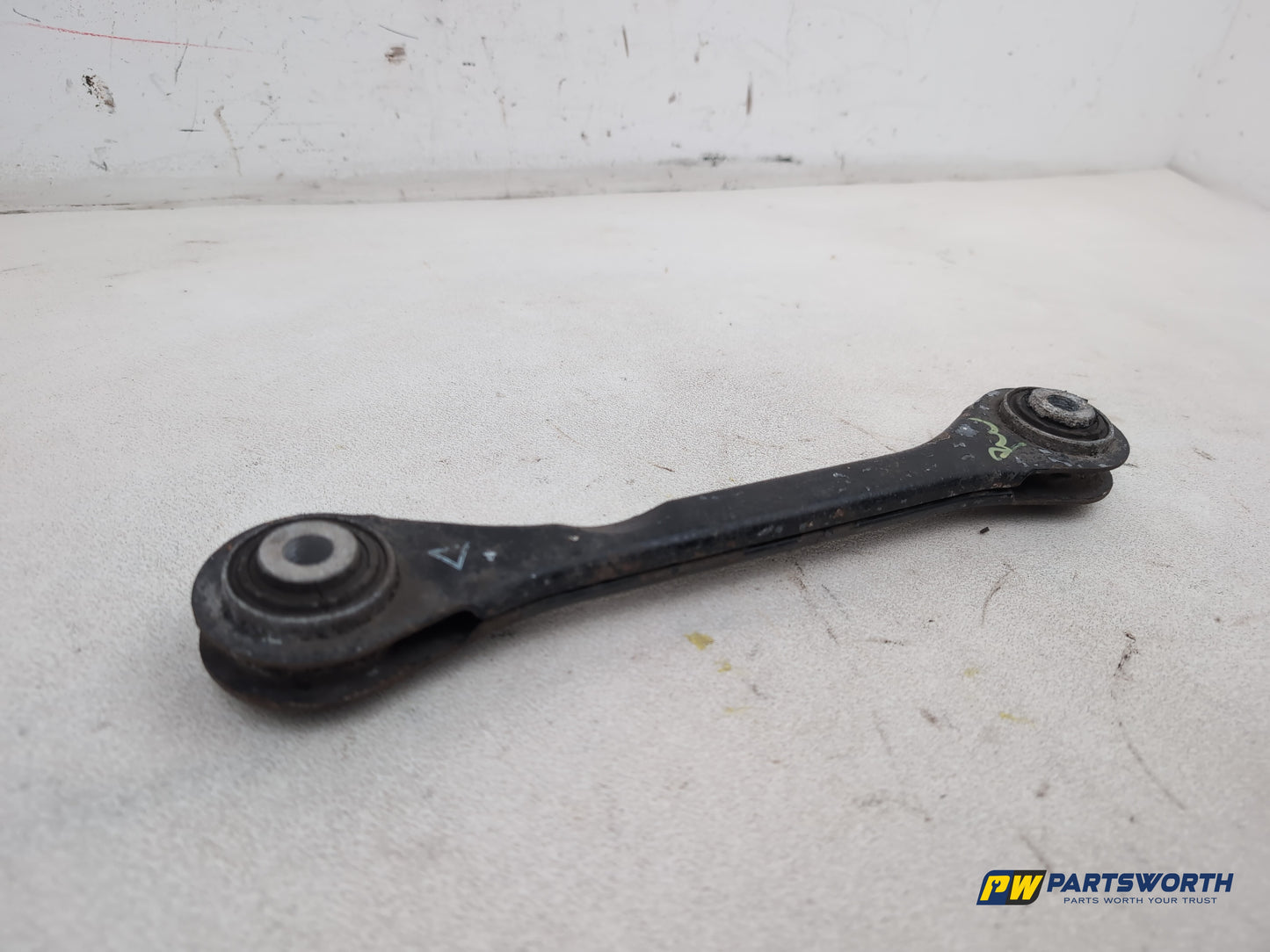 Suspension Arm Rear Wishbone RH 3