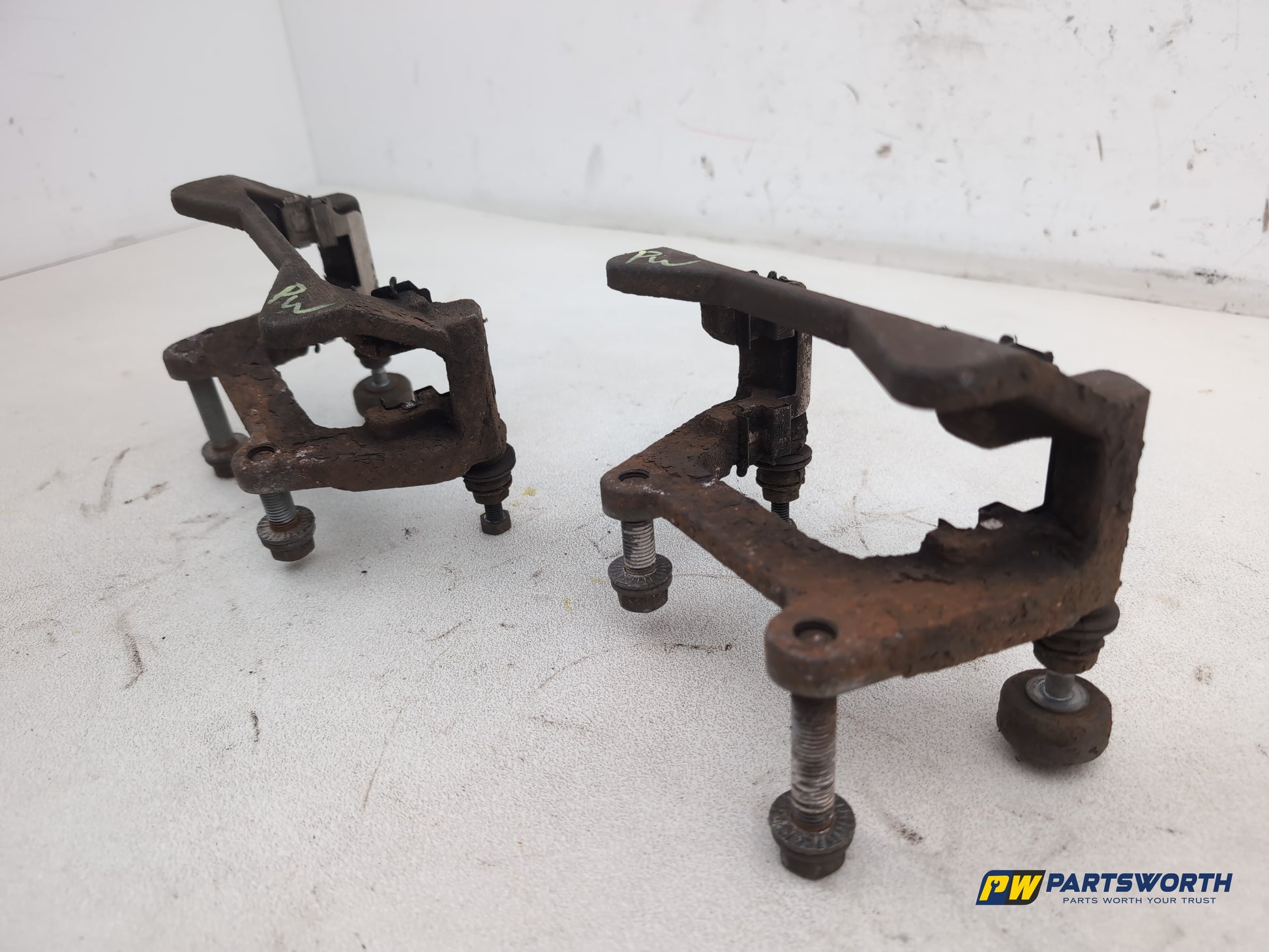 Brake Rear Caliper Support 3