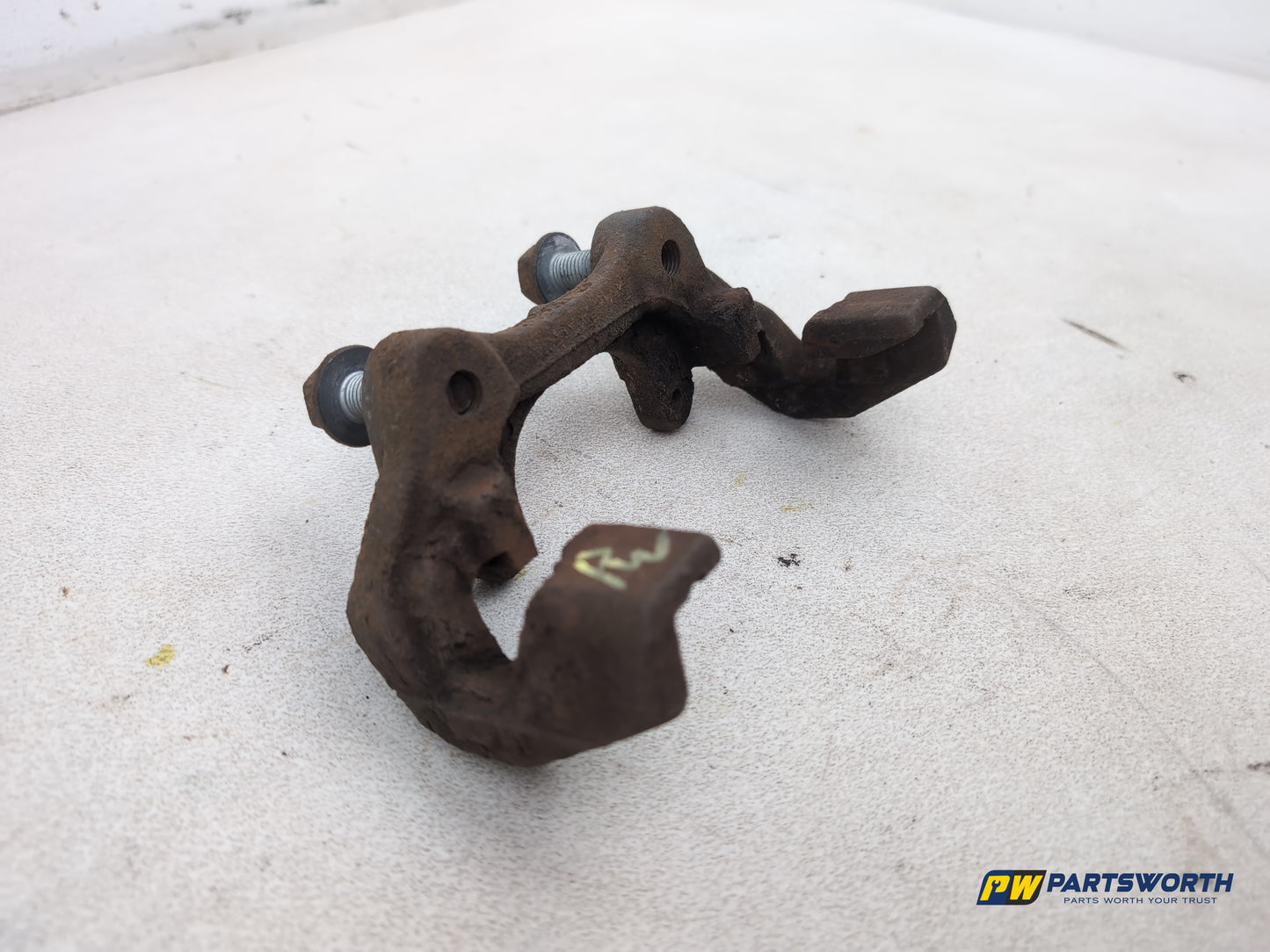 Mercedes-Benz Ml300 Sport Cdi Blue-Cy Rear Brake Caliper Support Rh Driver Side - photo 3