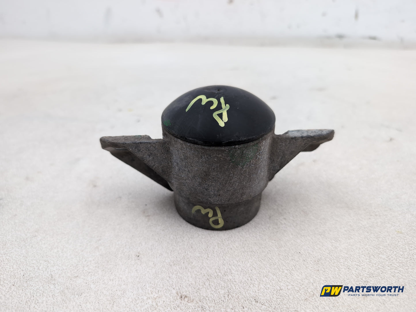 Audi A4 S Line Black Edit Tdi Quat Rear Strut Mount 8k0513353e 2012-2015 - photo 3