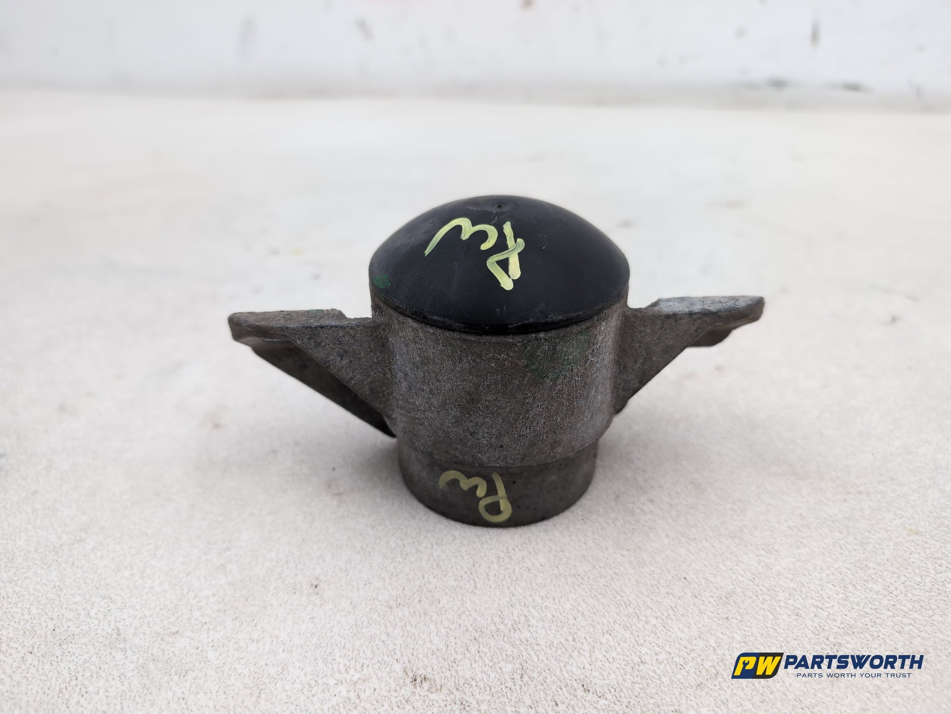 Audi A4 S Line Black Edit Tdi Quat Rear Strut Mount 8k0513353e 2012-2015 - photo 3