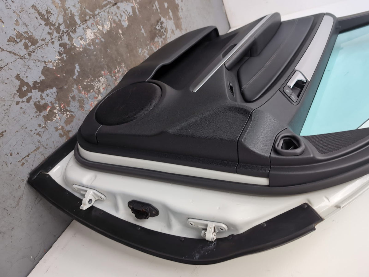 Door Front LH 15