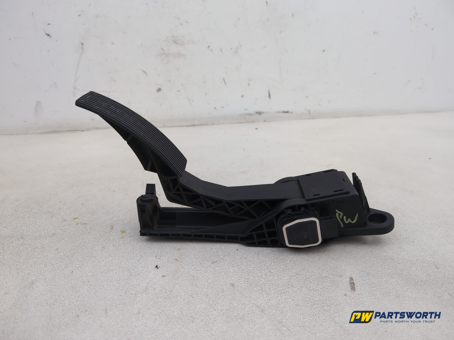 Mercedes-Benz Ml350 Spt Cdi Blueef-Cy Accelerator Throttle Pedal A1643000104 - photo 3