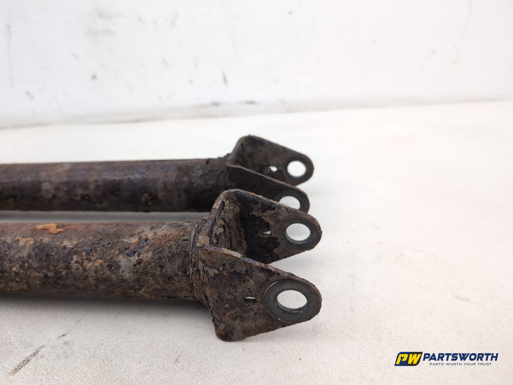 Rear Shock Absorber 3