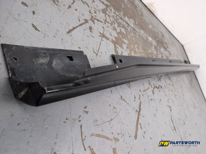 Side Skirt RH 3