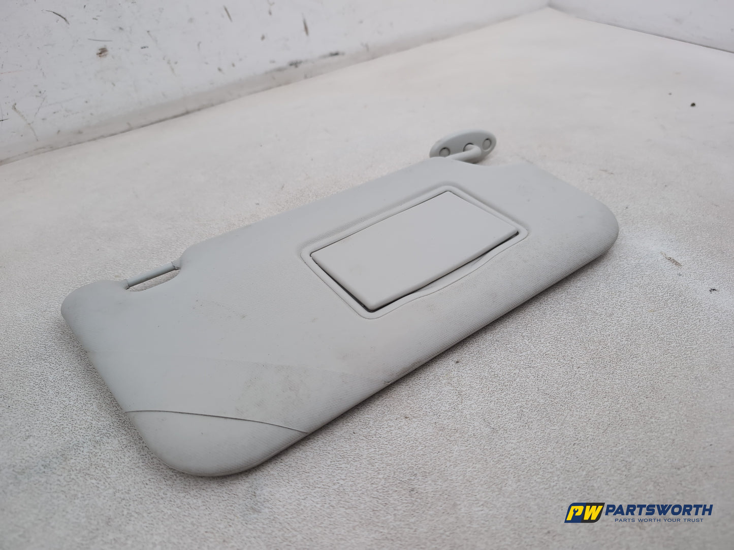 Ford Focus Zetec Turbo Sun Visor Rh Driver Side 2014-2019 - photo 3