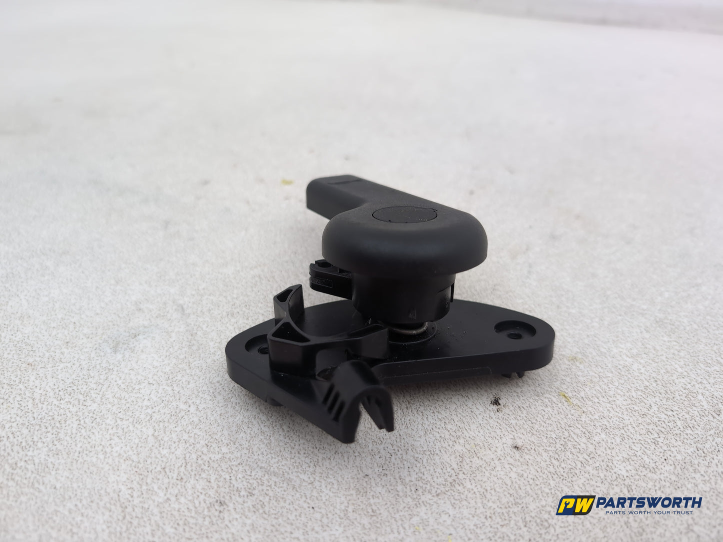 Bonnet Release Handle 3