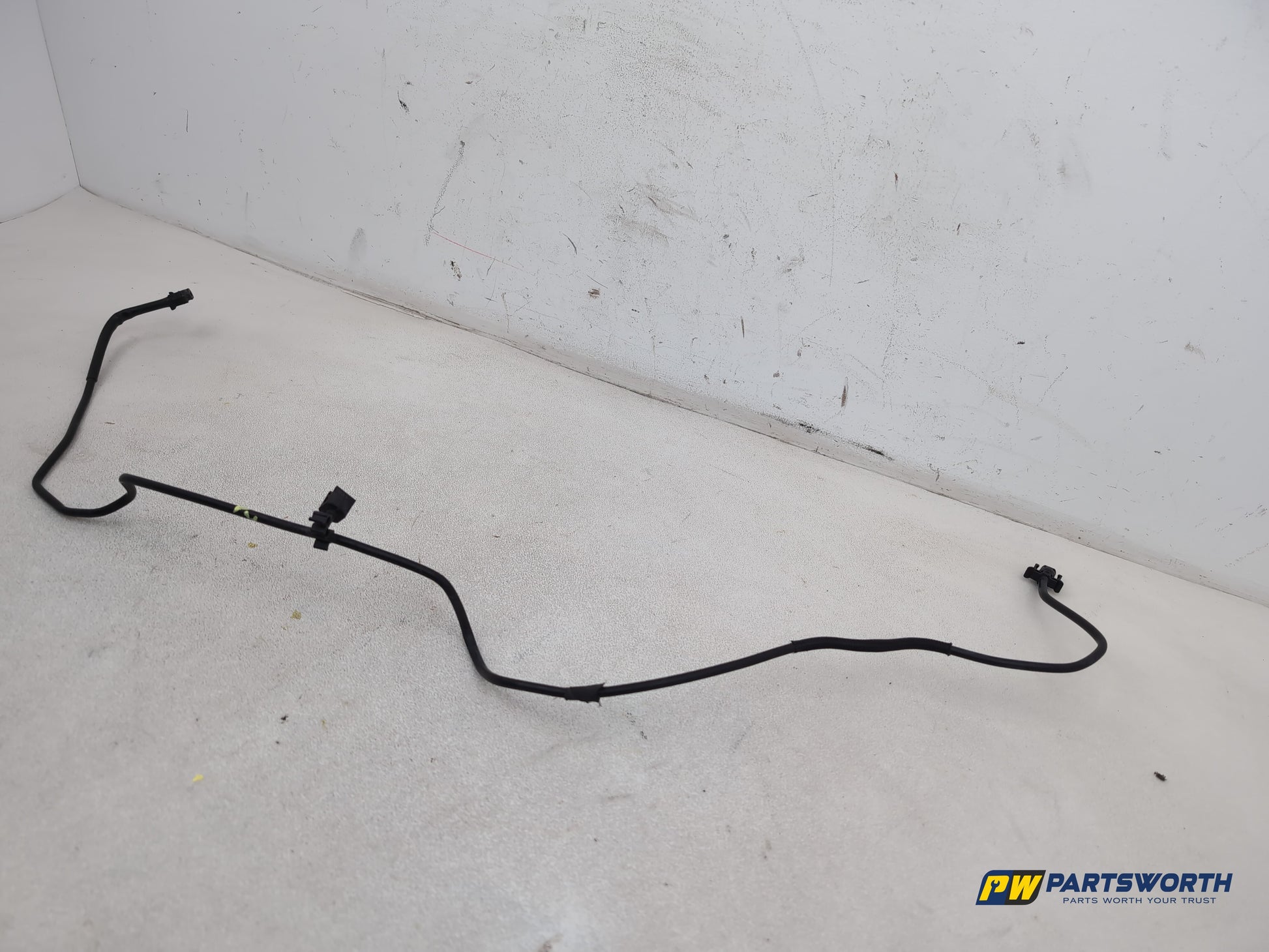 Ford Focus Zetec Turbo Coolant Overflow Pipe Dv618k012aa 2014-2018 - photo 3