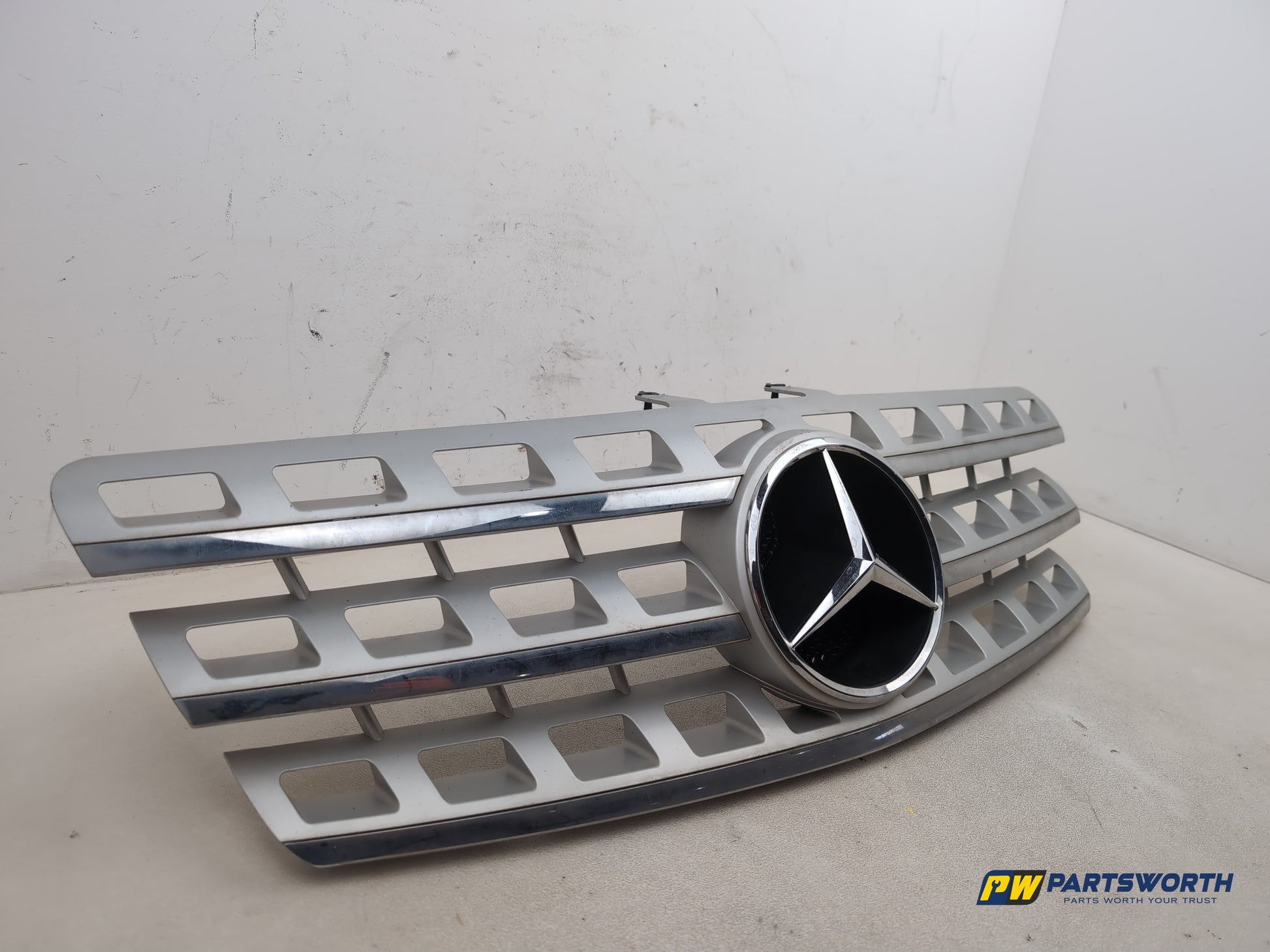 Grille Front 3