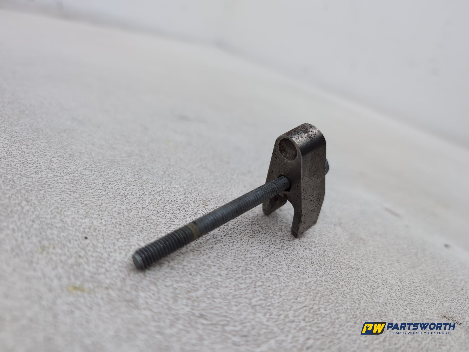Mercedes-Benz Ml350 Spt Cdi Blueef-Cy Fuel Injector Clamp And Bolt - photo 3