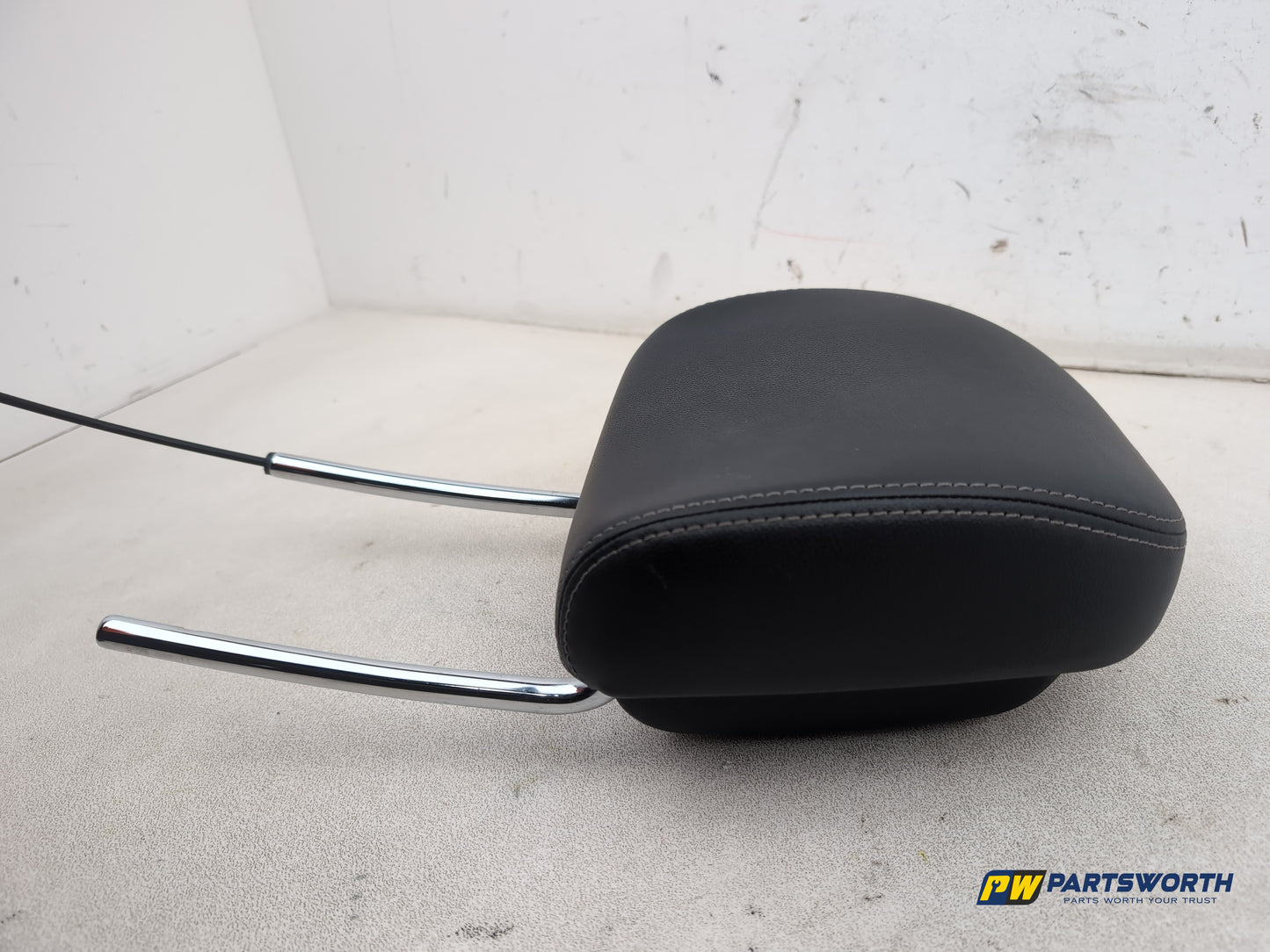 Rear Headrest 3
