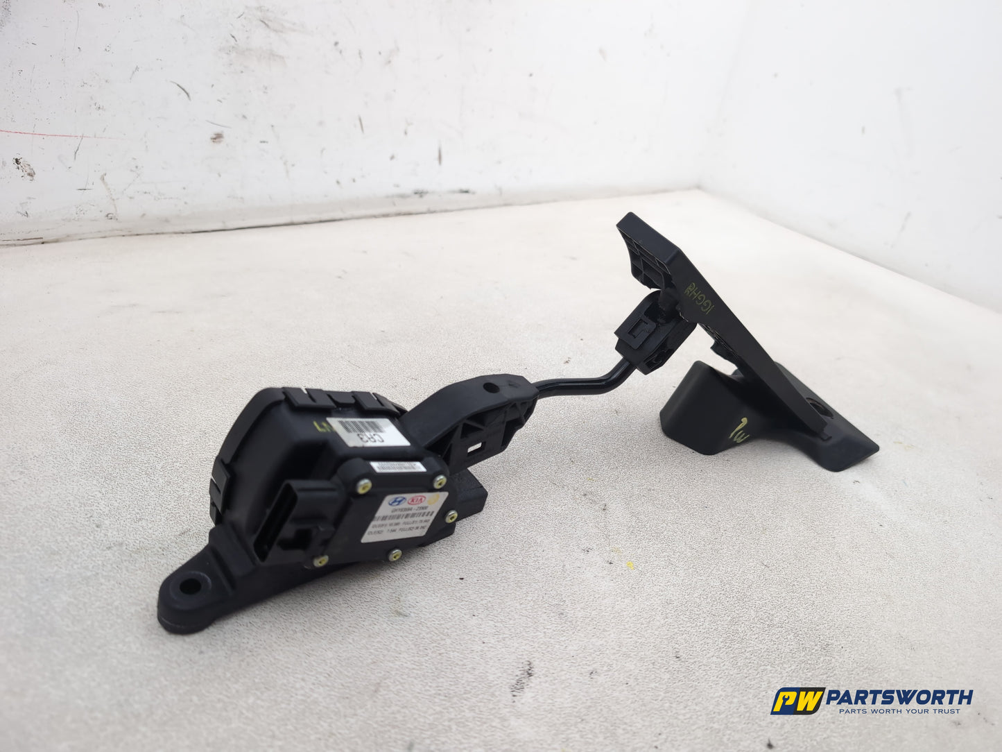 Kia Sportage 3 Sat Nav Crdi Accelerator Pedal Throttle 327002s900 2010-2013 - photo 3