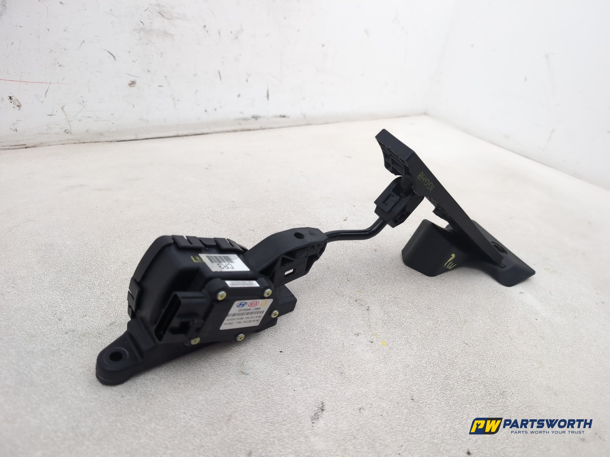 Kia Sportage 3 Sat Nav Crdi Accelerator Pedal Throttle 327002s900 2010-2013 - photo 3
