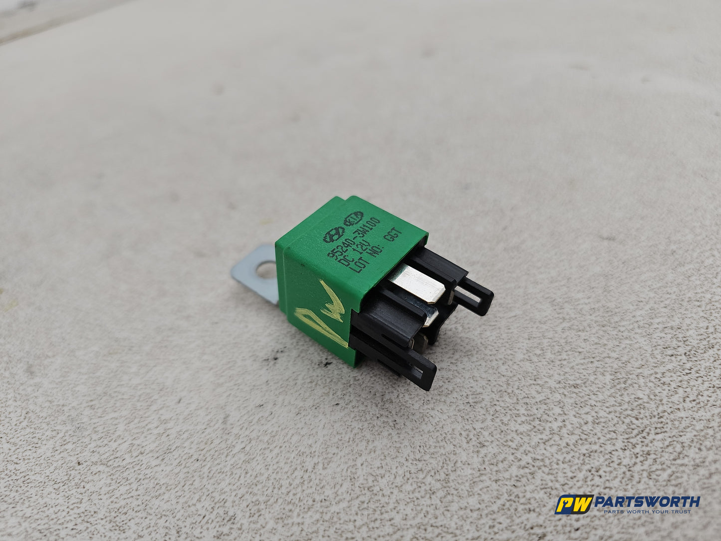 Kia Sportage 3 Sat Nav Crdi Relay 952403w100 2010-2013 - photo 3