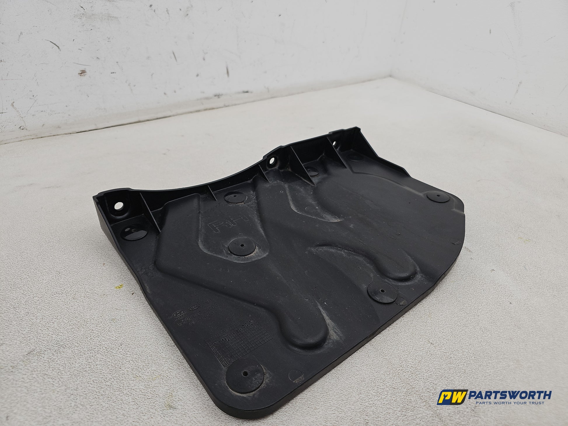 Kia Sportage 3 Sat Nav Crdi Right Driver Side Engine Under Cover 291202s500 - photo 3