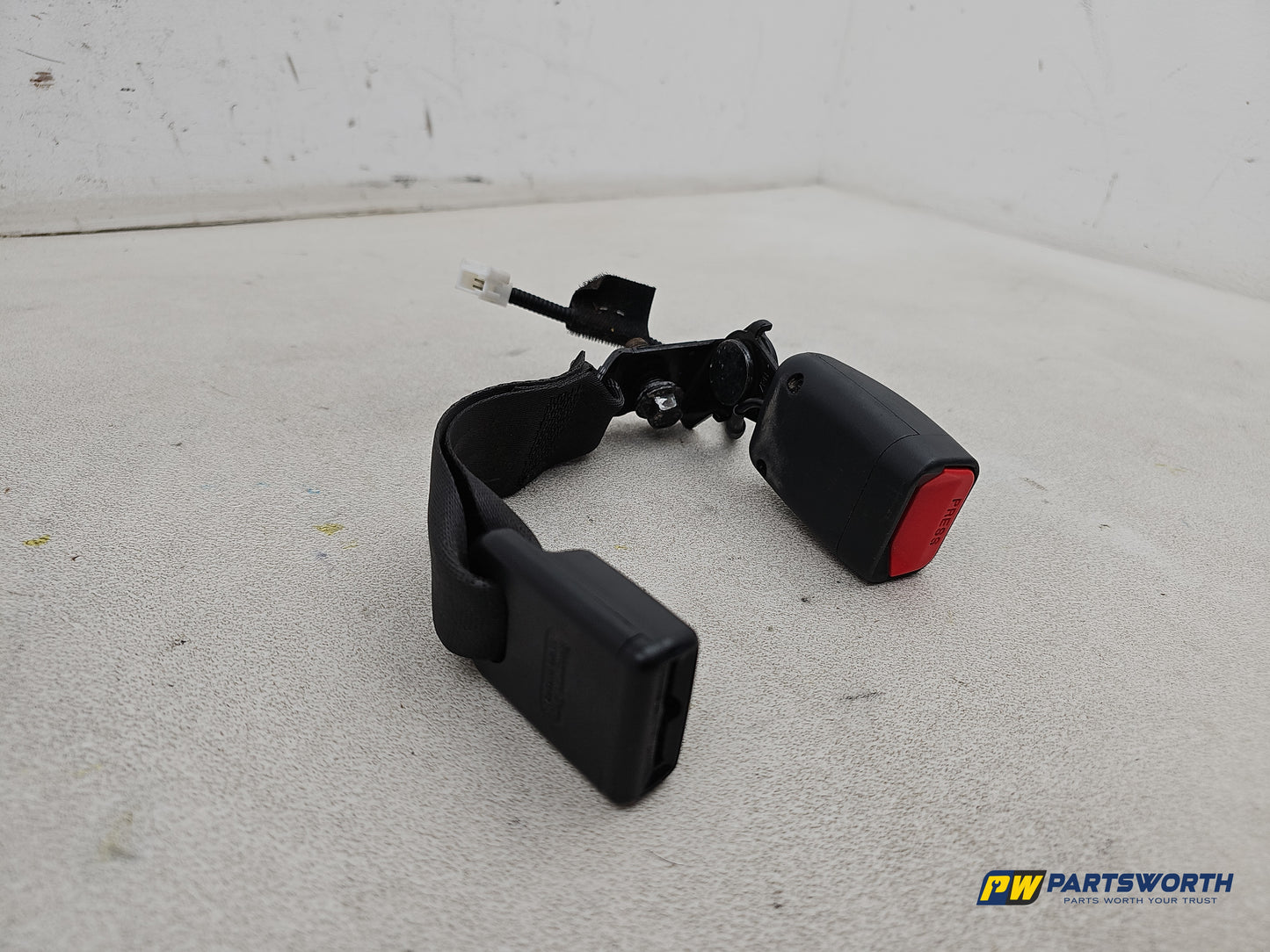 Seat Belt Rear LH 3