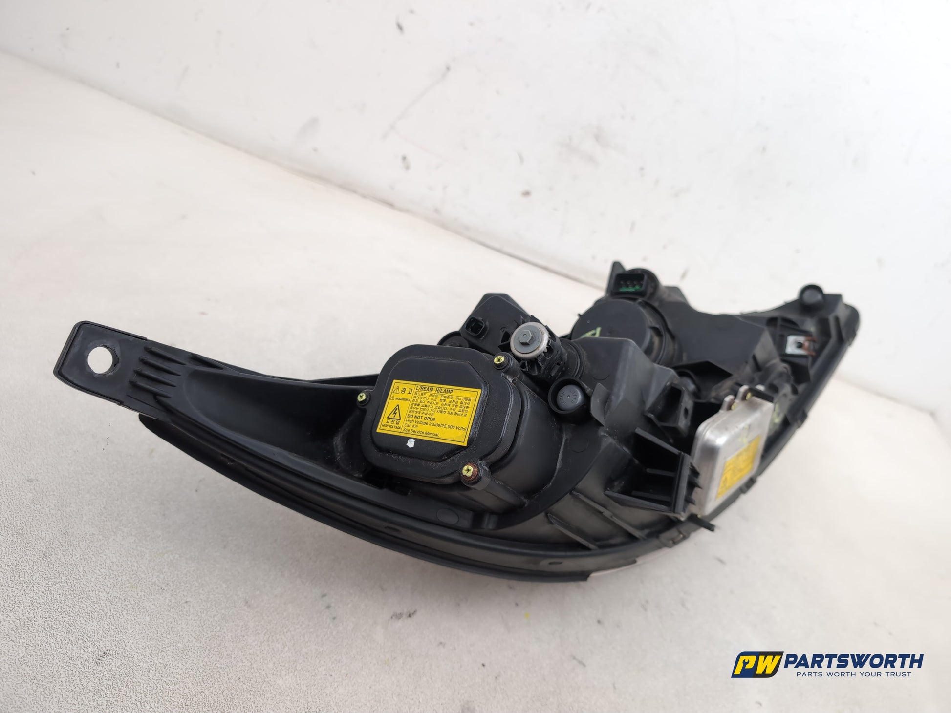 Headlamp LH 9