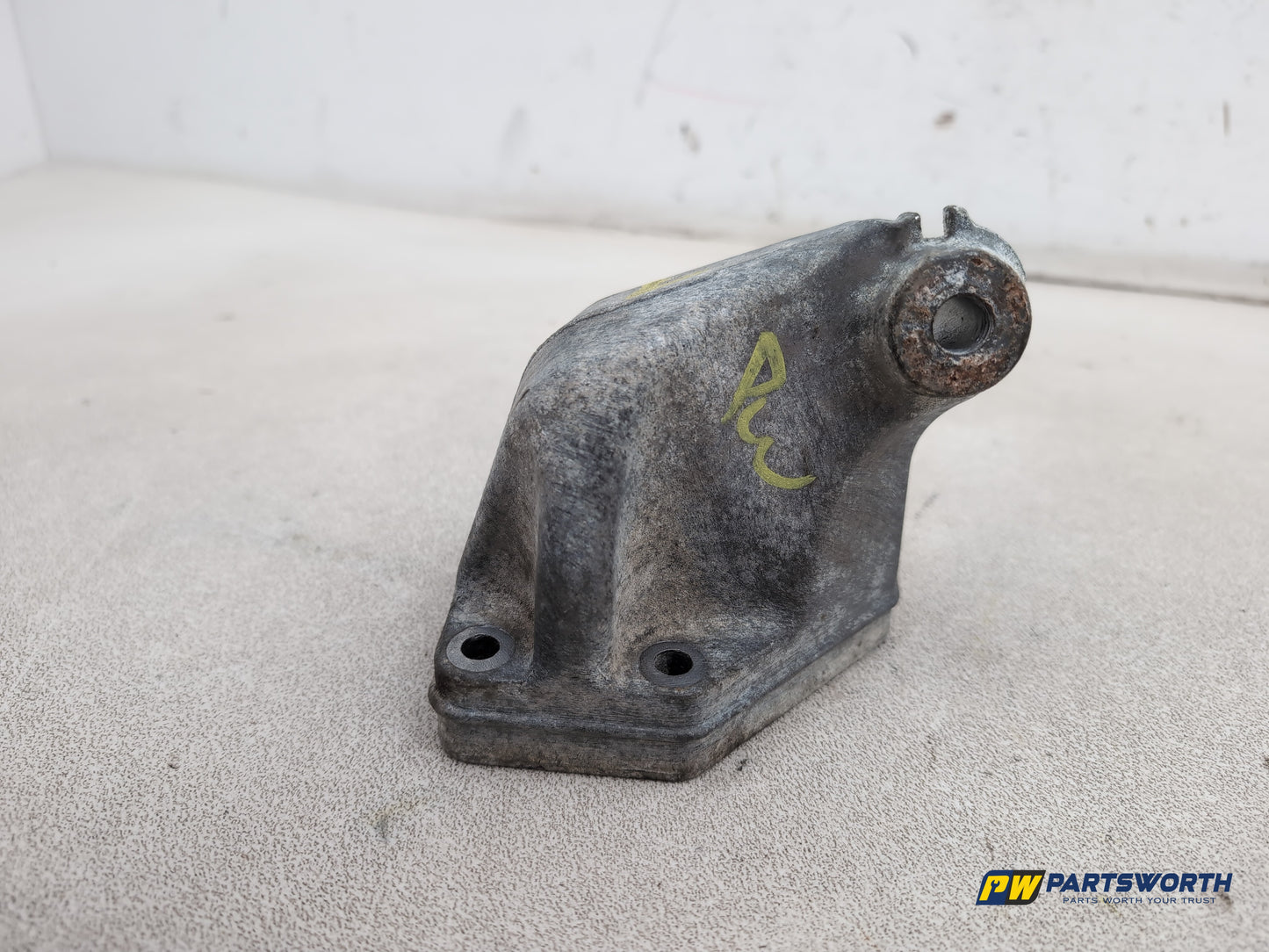 Mercedes-Benz Ml300 Sport Cdi Engine Mounting Bracket Left Side A6422230204 - photo 3