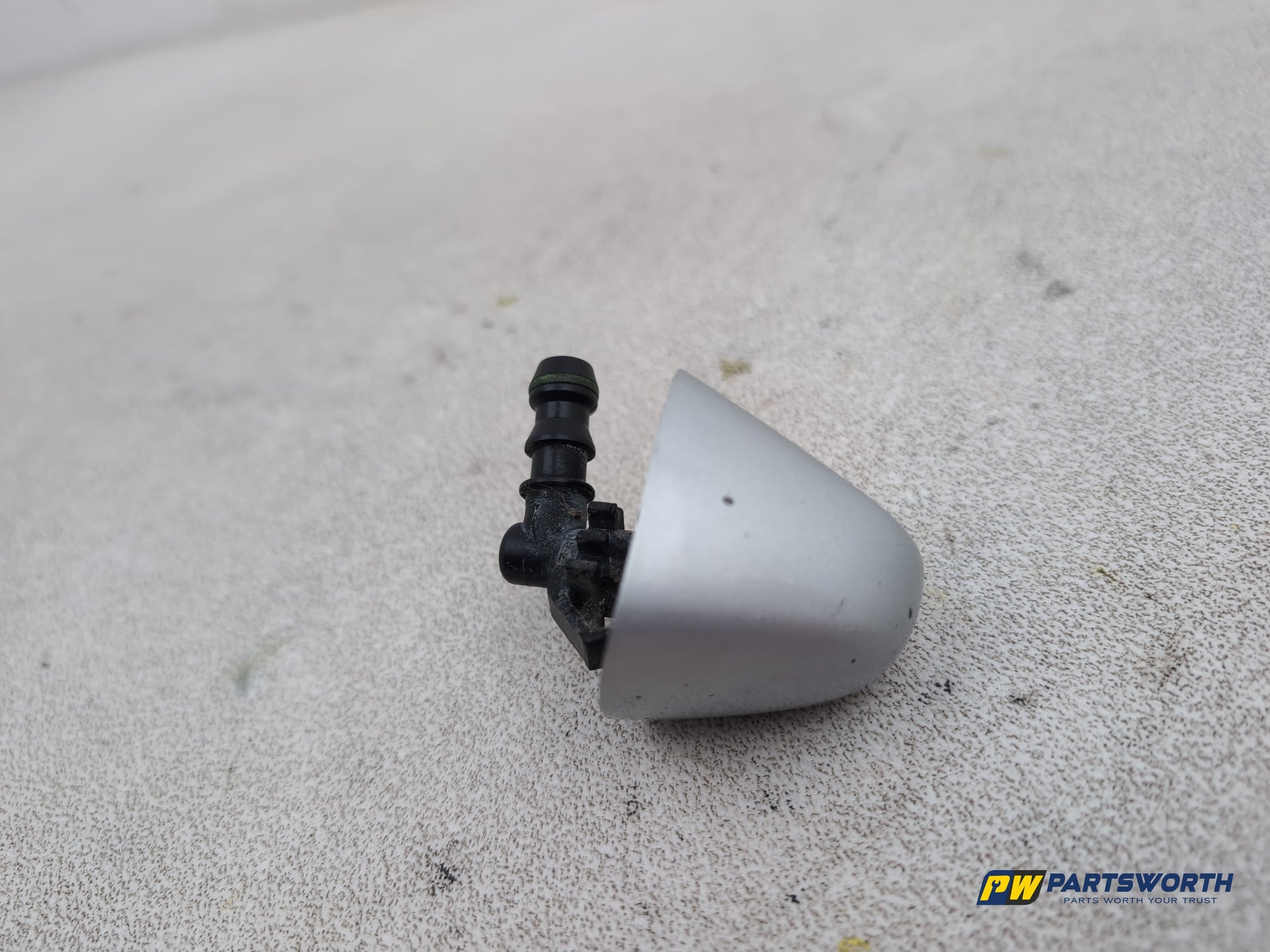 Bmw X5 Facelift Left Passenger Side Headlamp Washer Nozzle 2003-2006 - photo 8