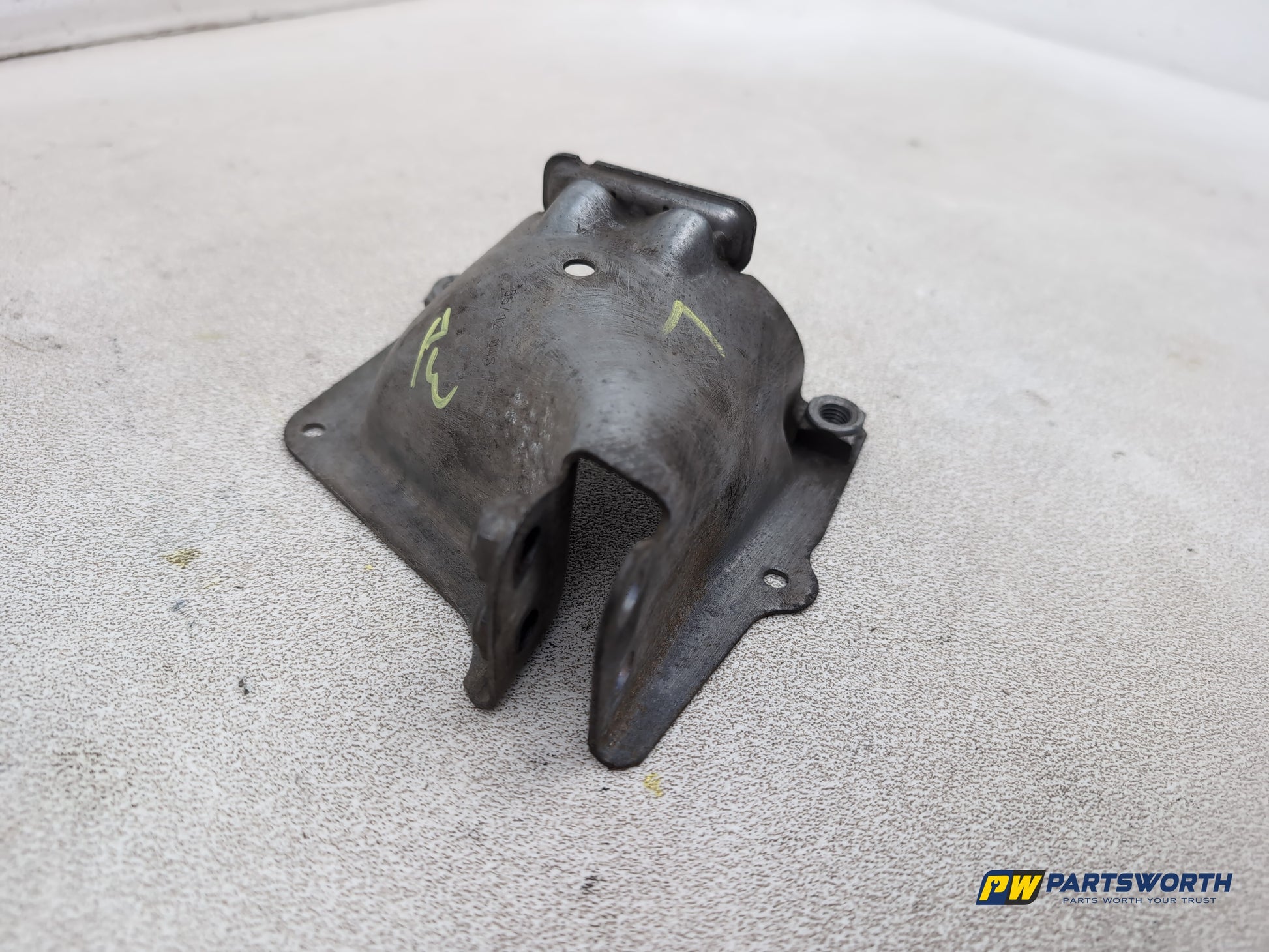 Audi A6 Se Tdi Quattro Left Engine Mounting Bracket Holder 4g0399059a 2011-2014 - photo 3