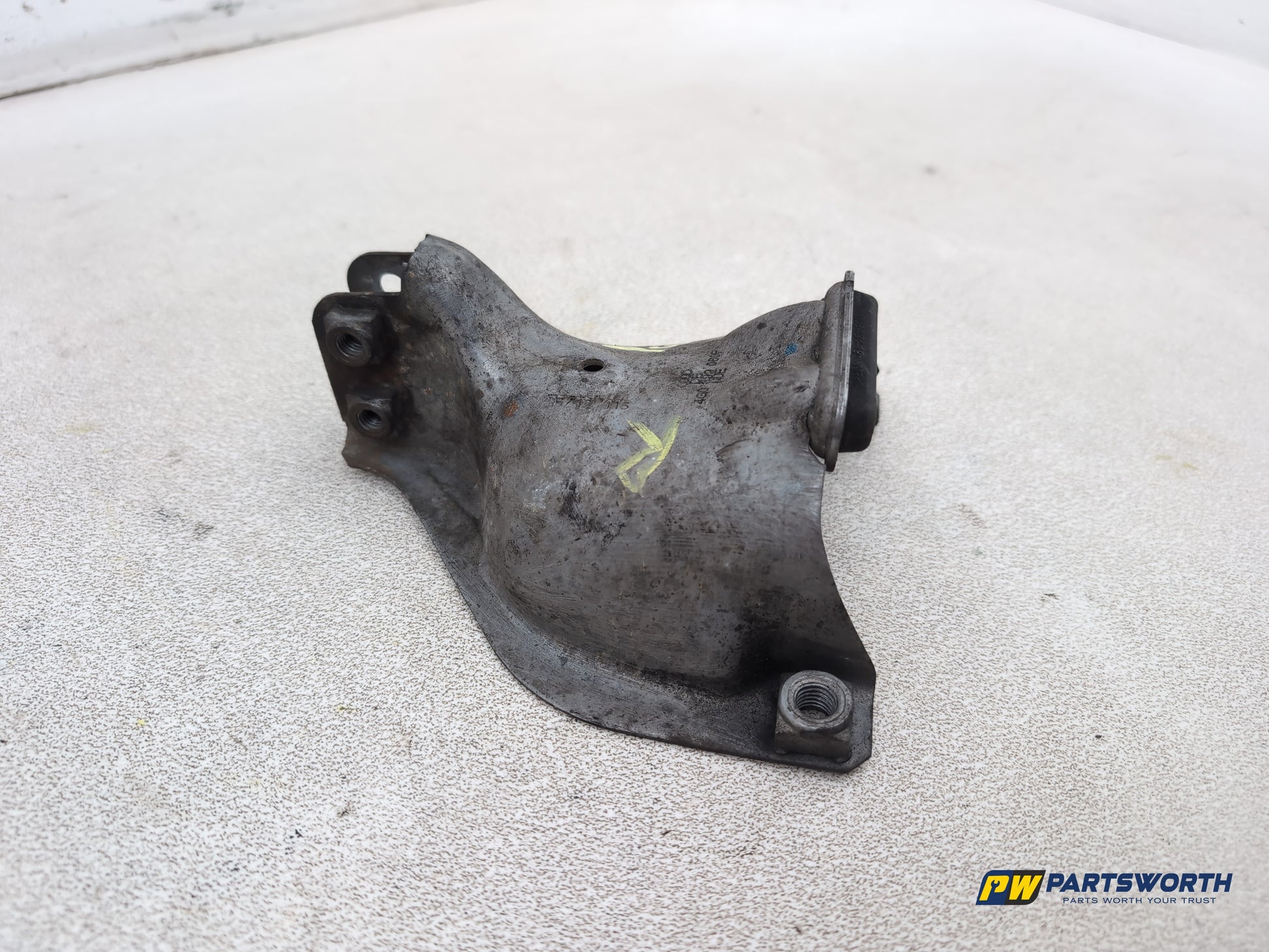 Audi A6 Se Tdi Quattro Right Engine Mounting Bracket Holder 4g0399060f 2011-2014 - photo 3