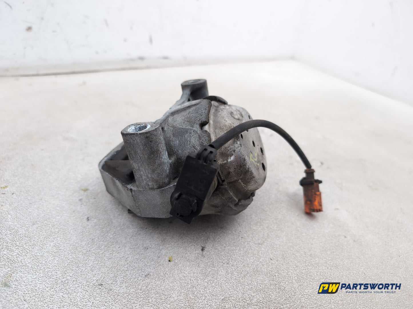 Audi A6 Se Tdi Quattro Auto Engine Mounting Bracket 2011-2014 - photo 3