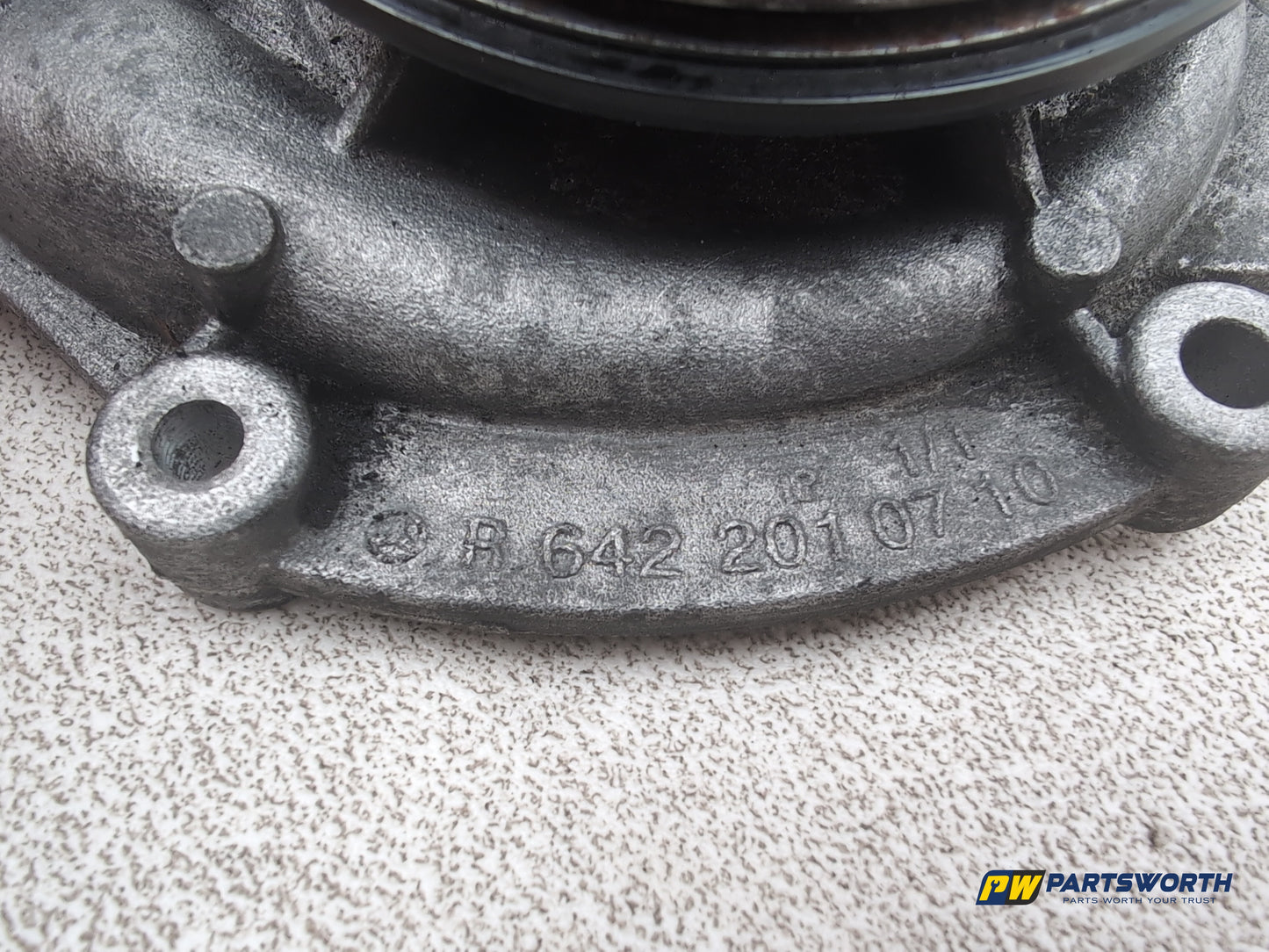 Mercedes-Benz Ml350 Spt Cdi Blueef-Cy A Water Coolant Pump A6422020410 2009-2011 - photo 3