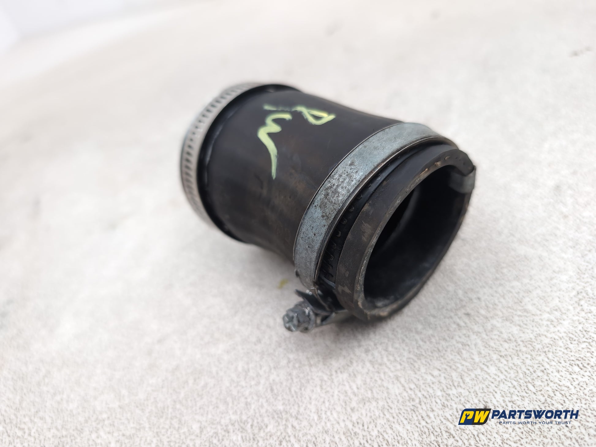 Ford Focus Zetec Turbo Throttle Body Rubber Joiner Hose C1b16f075 2011-2018 - photo 3