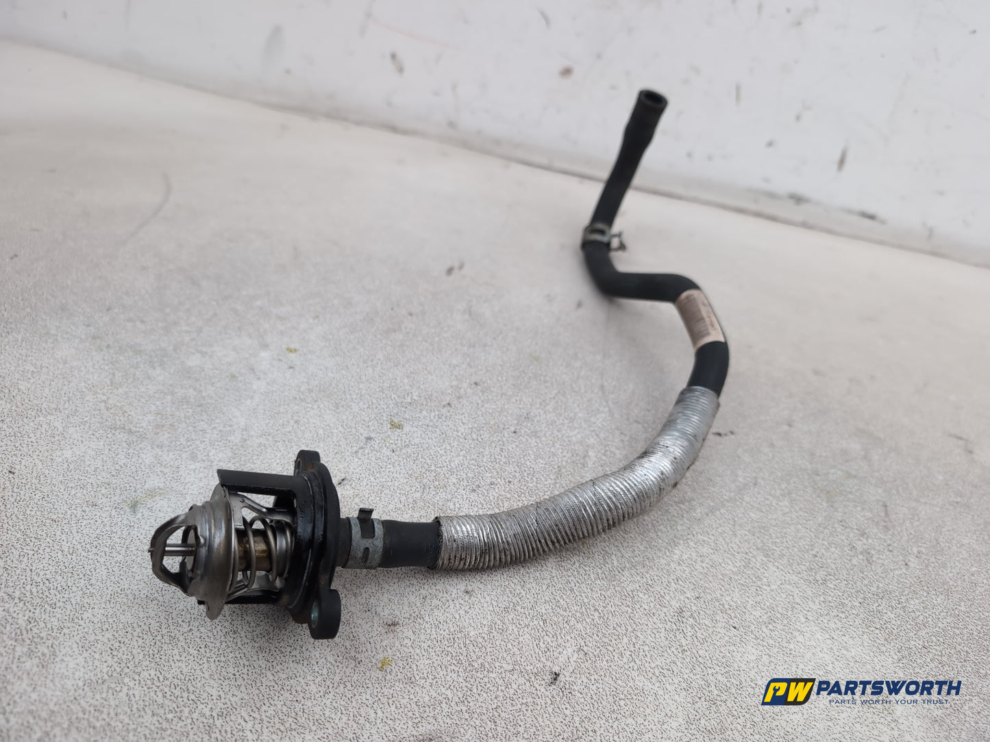 Ford Focus Zetec Turbo Coolant Hose Pipe Cm5g9v427gc 2011-2018 - photo 3