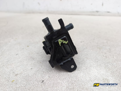 Ford Focus Zetec Turbo Additional Water Coolant Pipe Cm5g8c419aa 2011-2018 - photo 3