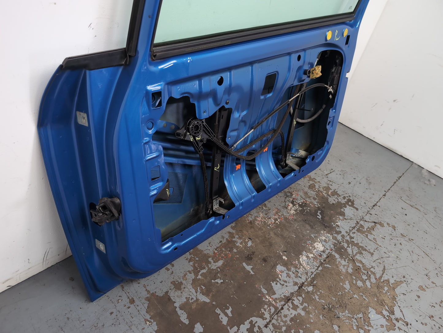 Door Front RH 15