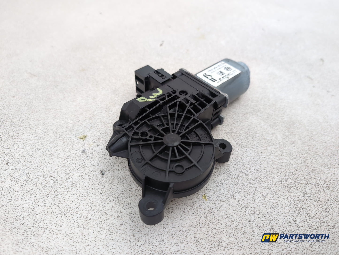 Seat Ibiza Sportrider Driver Side Right Front Window Motor 6r0959802n 2010-2011 - photo 3