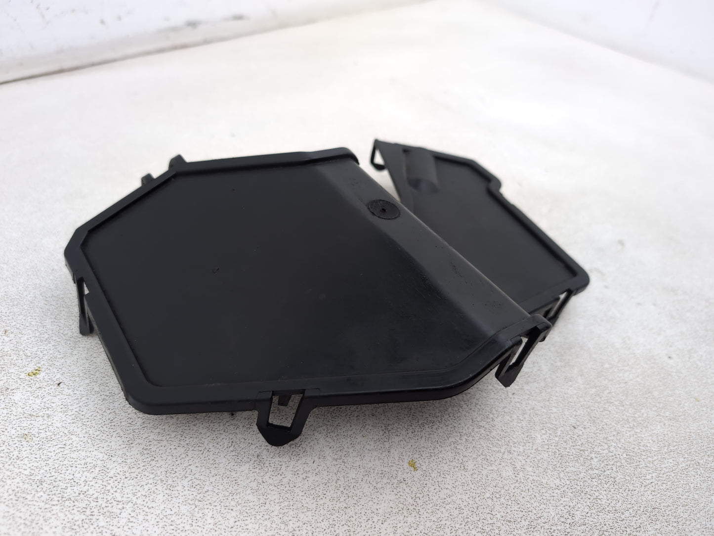 Ford Focus Zetec Turbo Gearbox Cover Trim Panel 8m5r7222aa 2011-2018 - photo 3