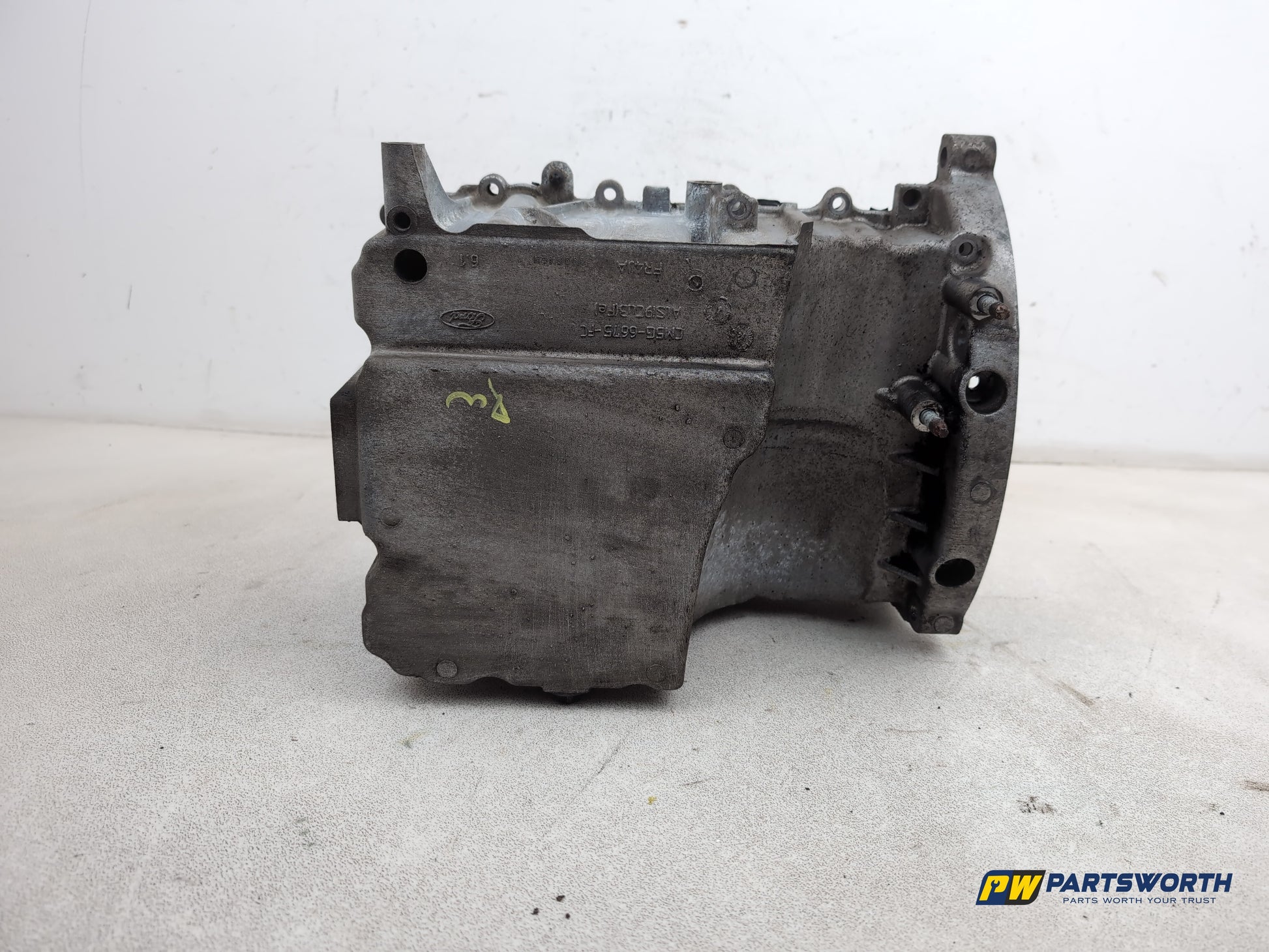 Ford Focus Zetec Turbo Engine Sump Cm5g6675fc 2011-2018 - photo 3