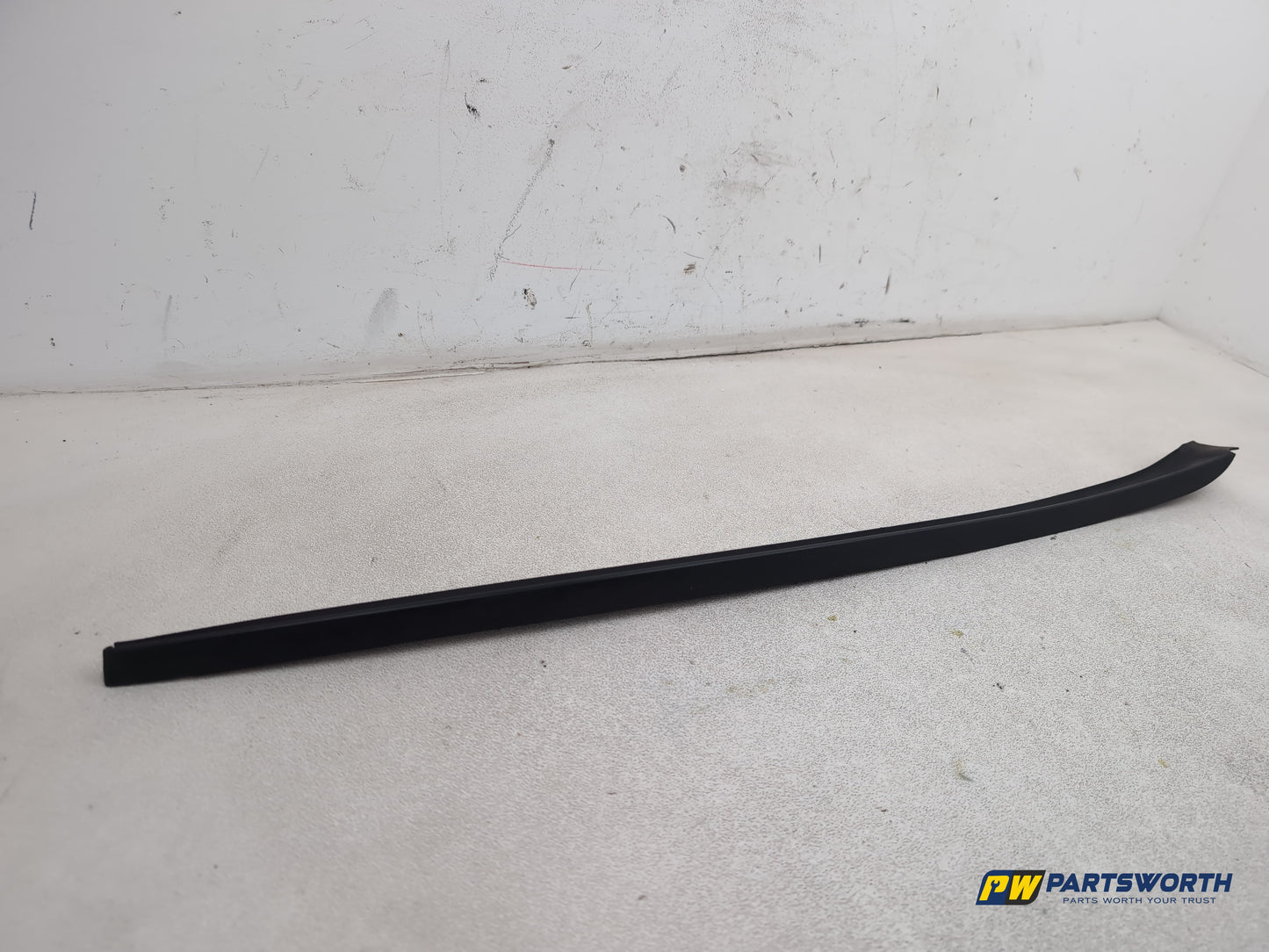 Seat Ibiza Sportrider Right Driver Side Windscreen Moulding Trim 6j0854320 - photo 3