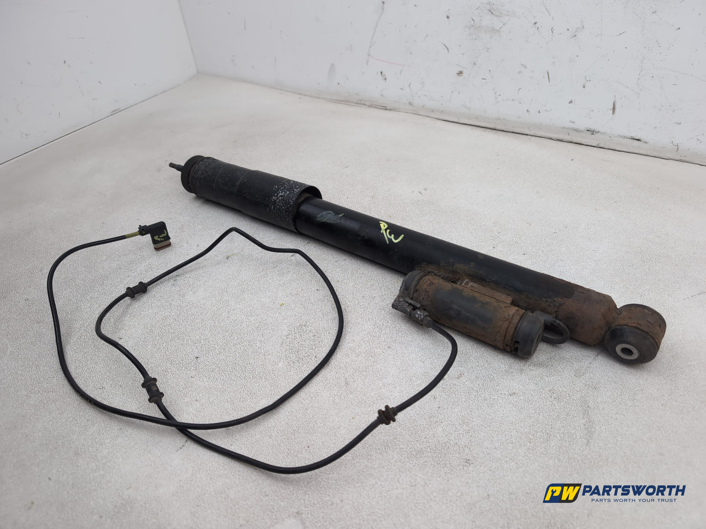 Mercedes Cls 320 Cdi Auto Shock Absorber Rear Rh Driver Side 2004-2008 - photo 9