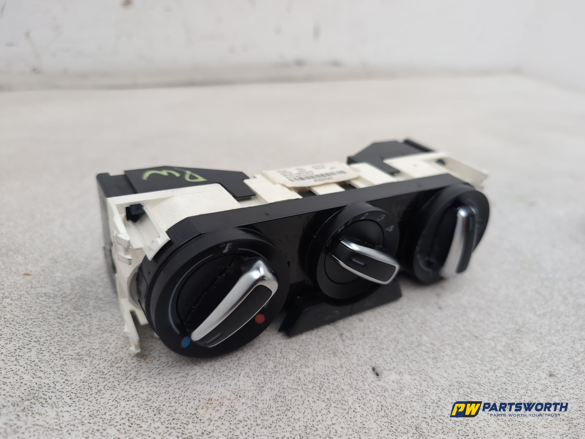 Audi A1 Contrast Edition Tdi Heater Control Assembly 8x0820045a 2010-2012 - photo 9