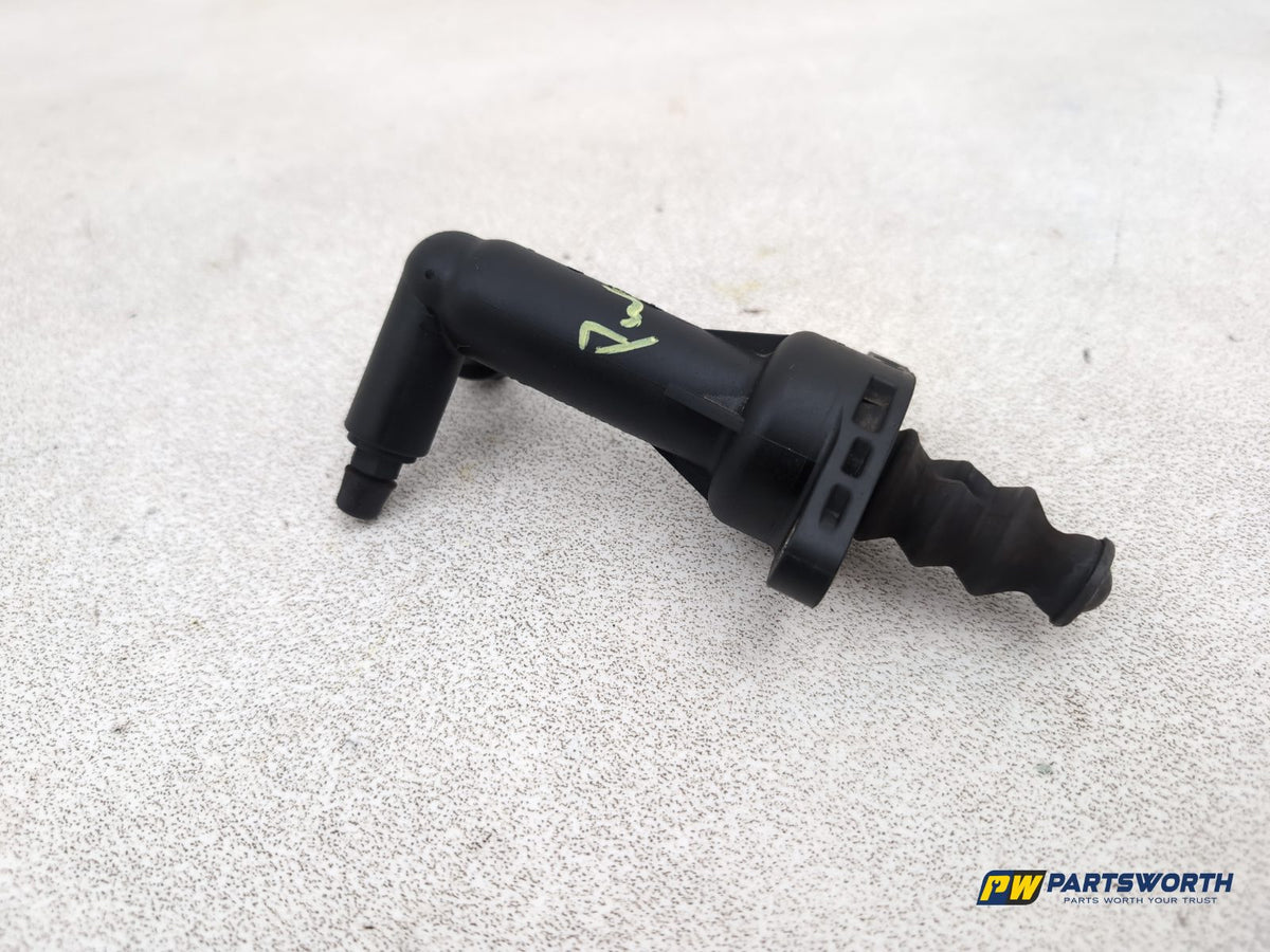 Clutch Slave Cylinder and Pipe  3