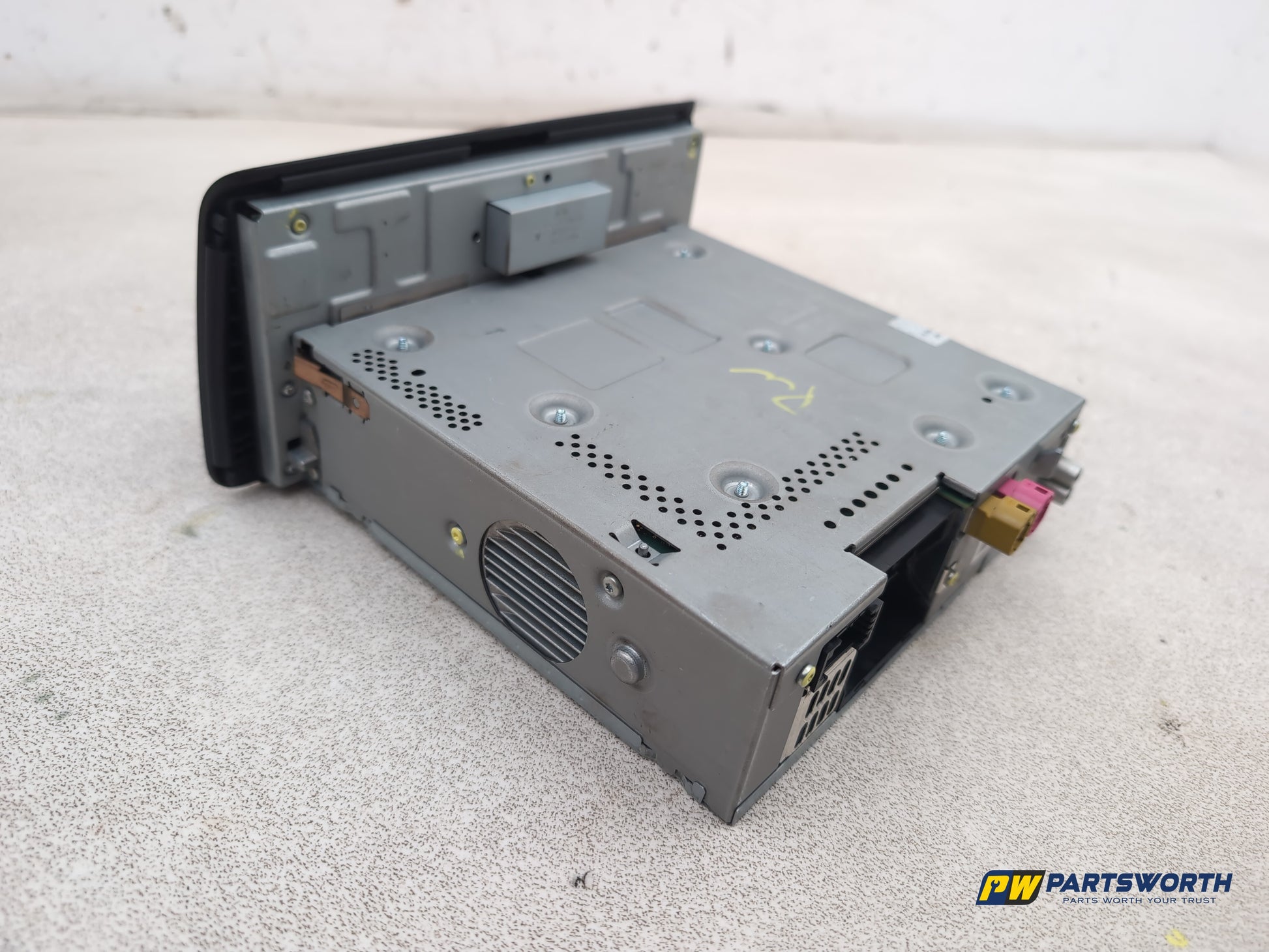 Audi A1 Contrast Edition Tdi Stereo Radio Cd Player Head Unit 8x0035183d - photo 9