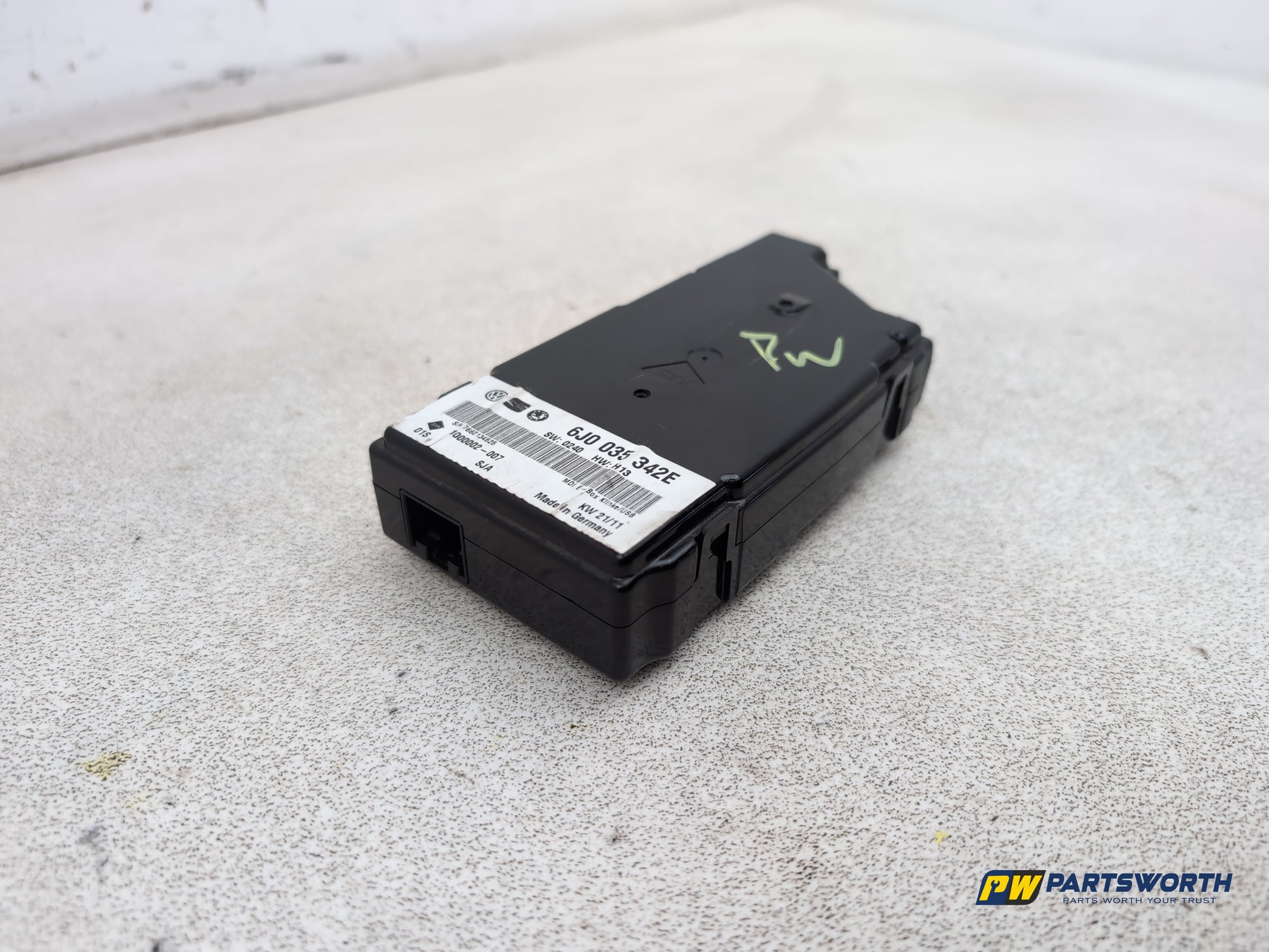 Seat Ibiza Sportrider Multimedia Interface Module 6j0035342e 2010-2011 - photo 9