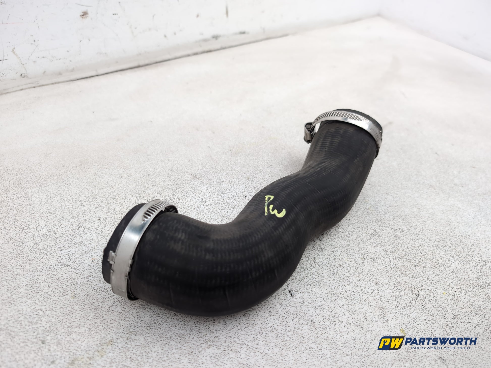Audi A1 Contrast Edition Tdi Turbo Air Intake Pipe 2008-2012 - photo 9