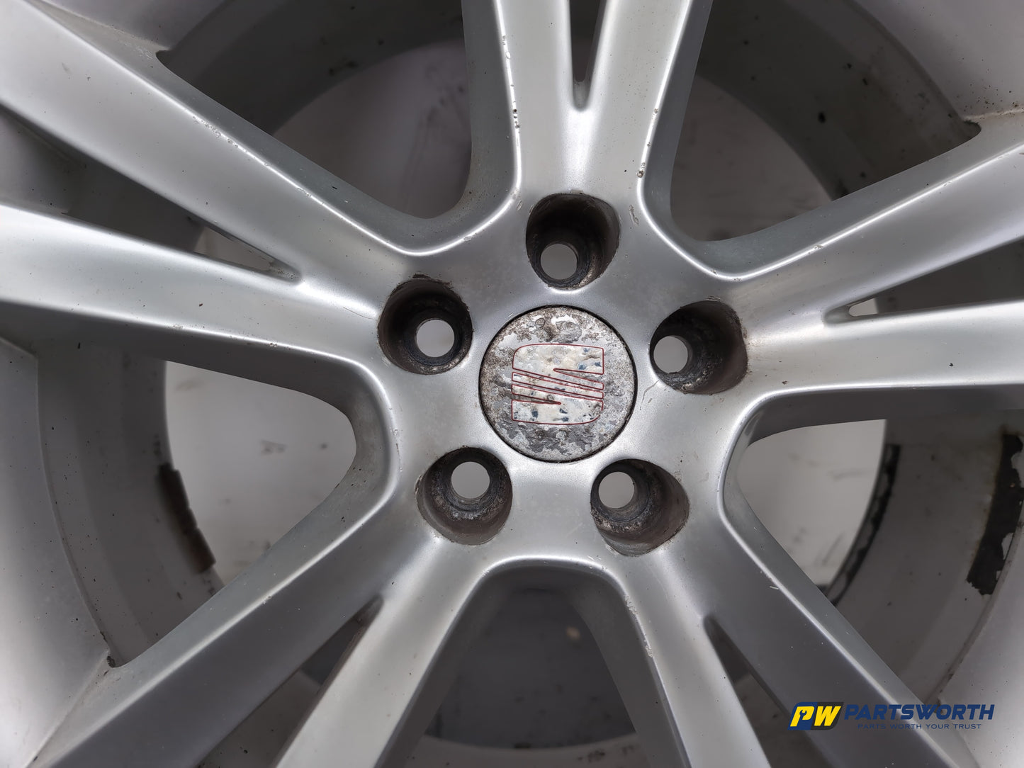 Seat Ibiza Sportrider Alloy Wheel With Tyre 215/45 R17 6j0601025c - photo 3