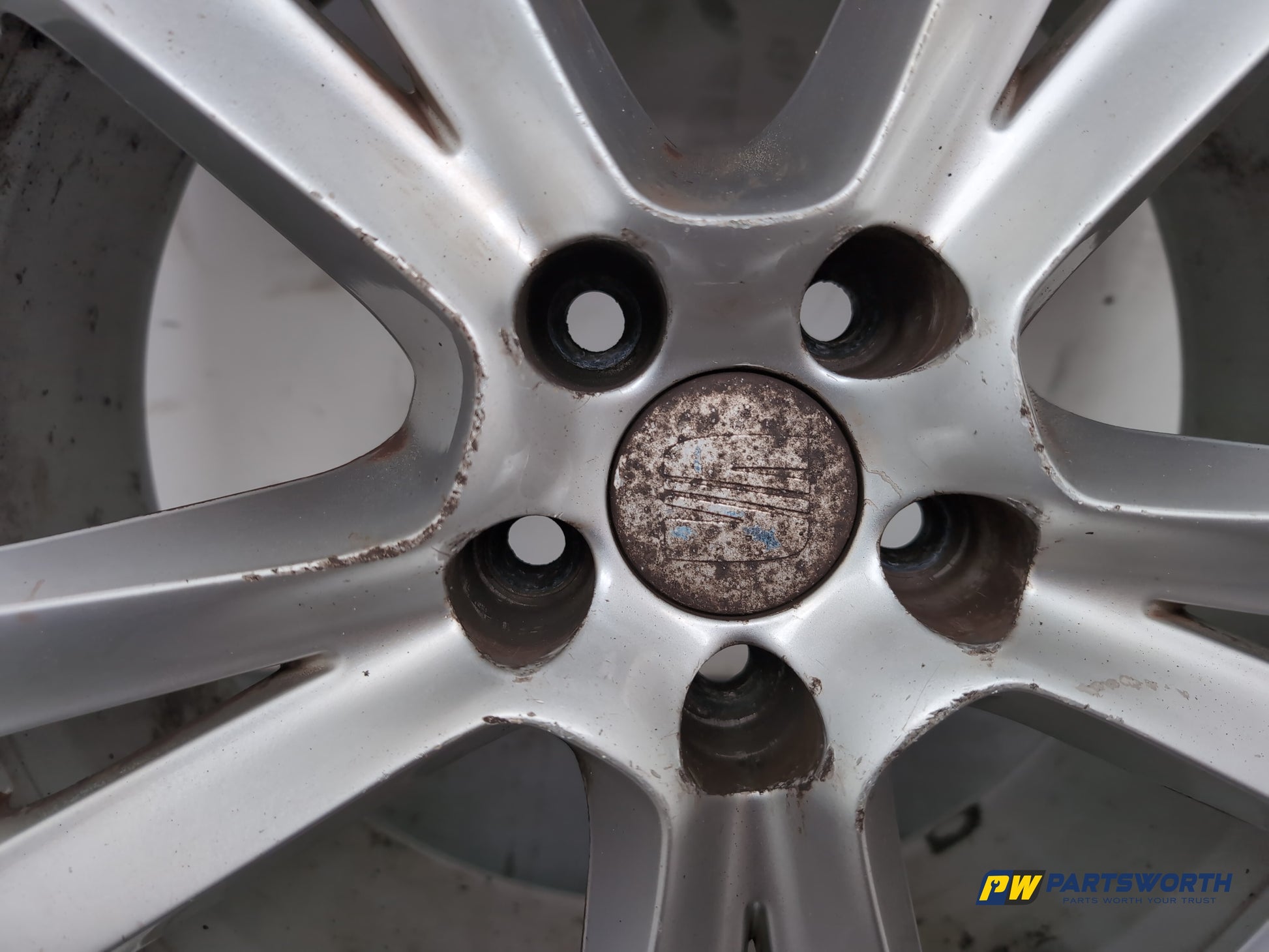 Seat Ibiza Sportrider Alloy Wheel With Tyre 215/45 R17 6j0601025c - photo 3