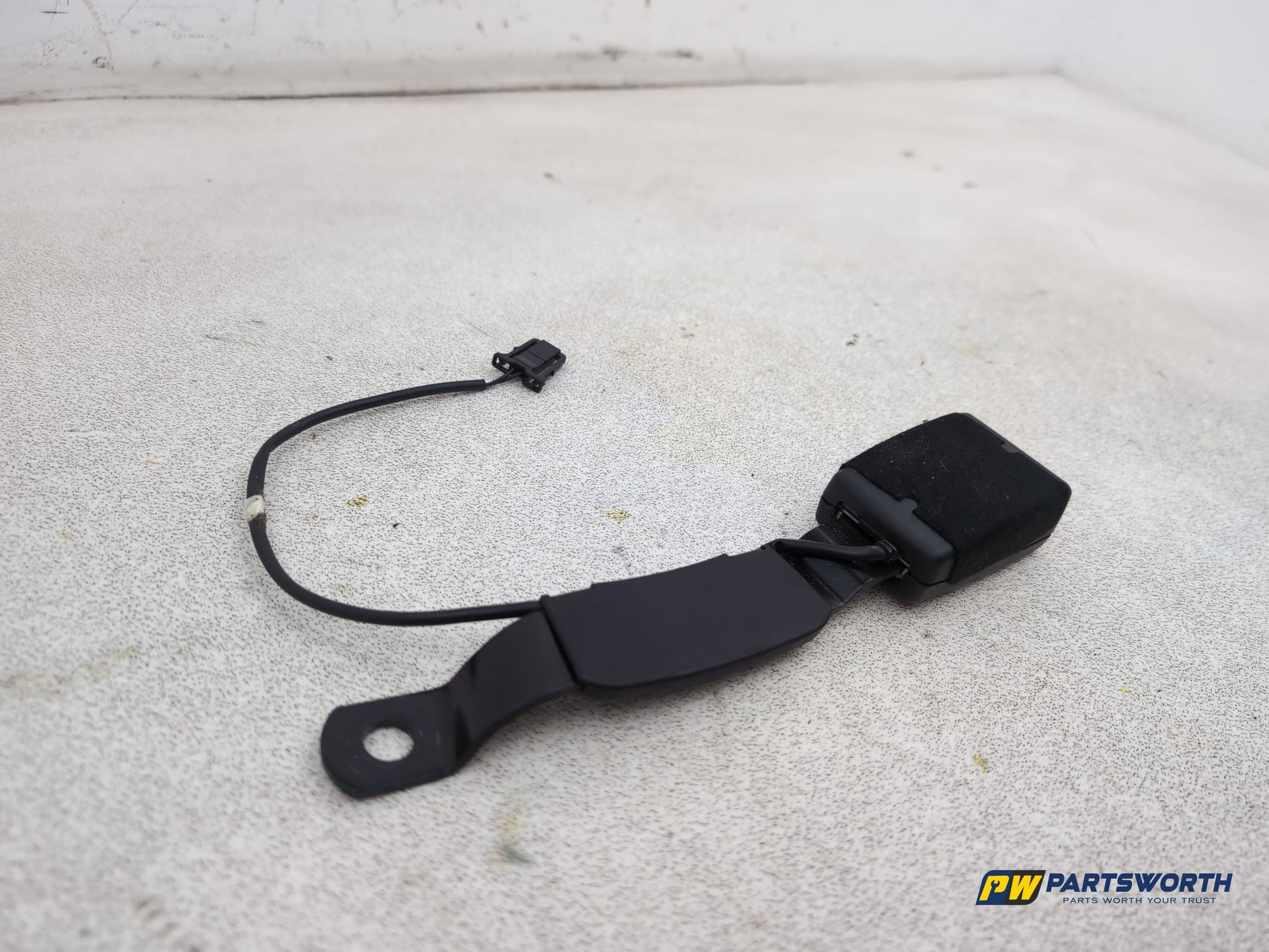 Audi A1 Contrast Edition Tdi Seat Belt Bucle Front Rh Driver Side 8x0857756b - photo 3