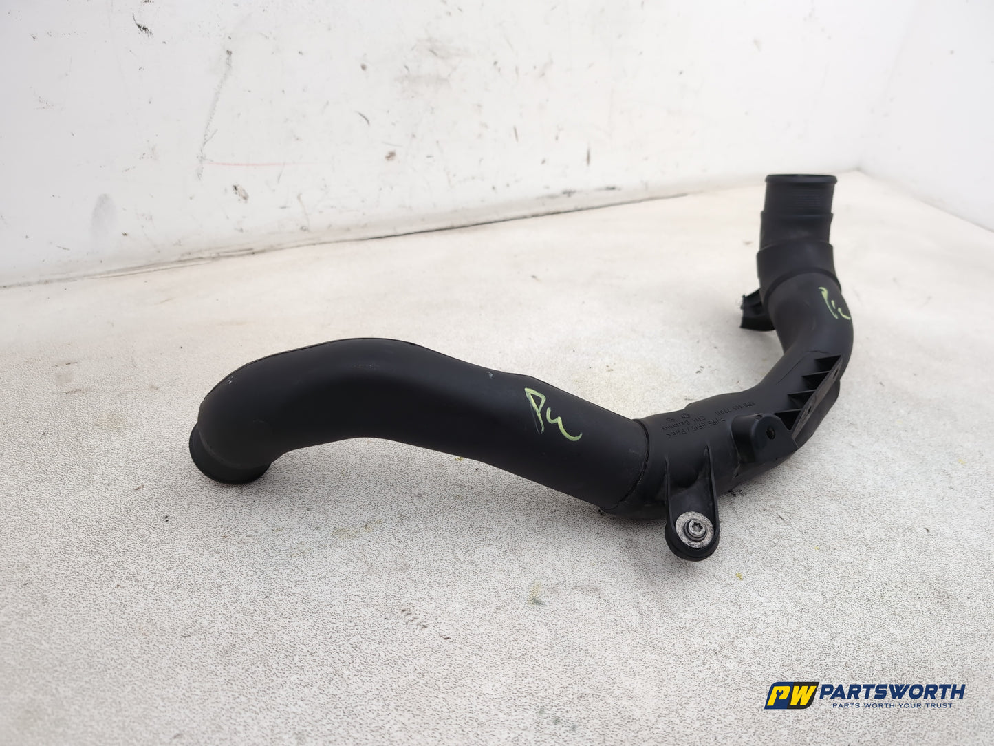 Audi A1 Contrast Edition Tdi Intercooler Hose Pipe 6r0145770h 2008-2012 - photo 3