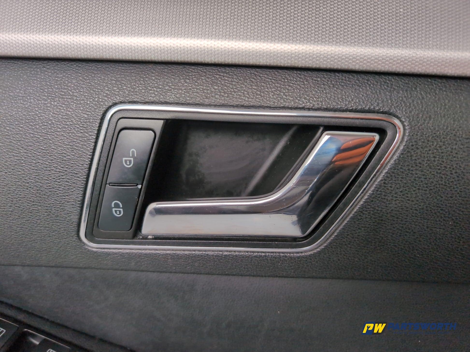 Door Front RH 9