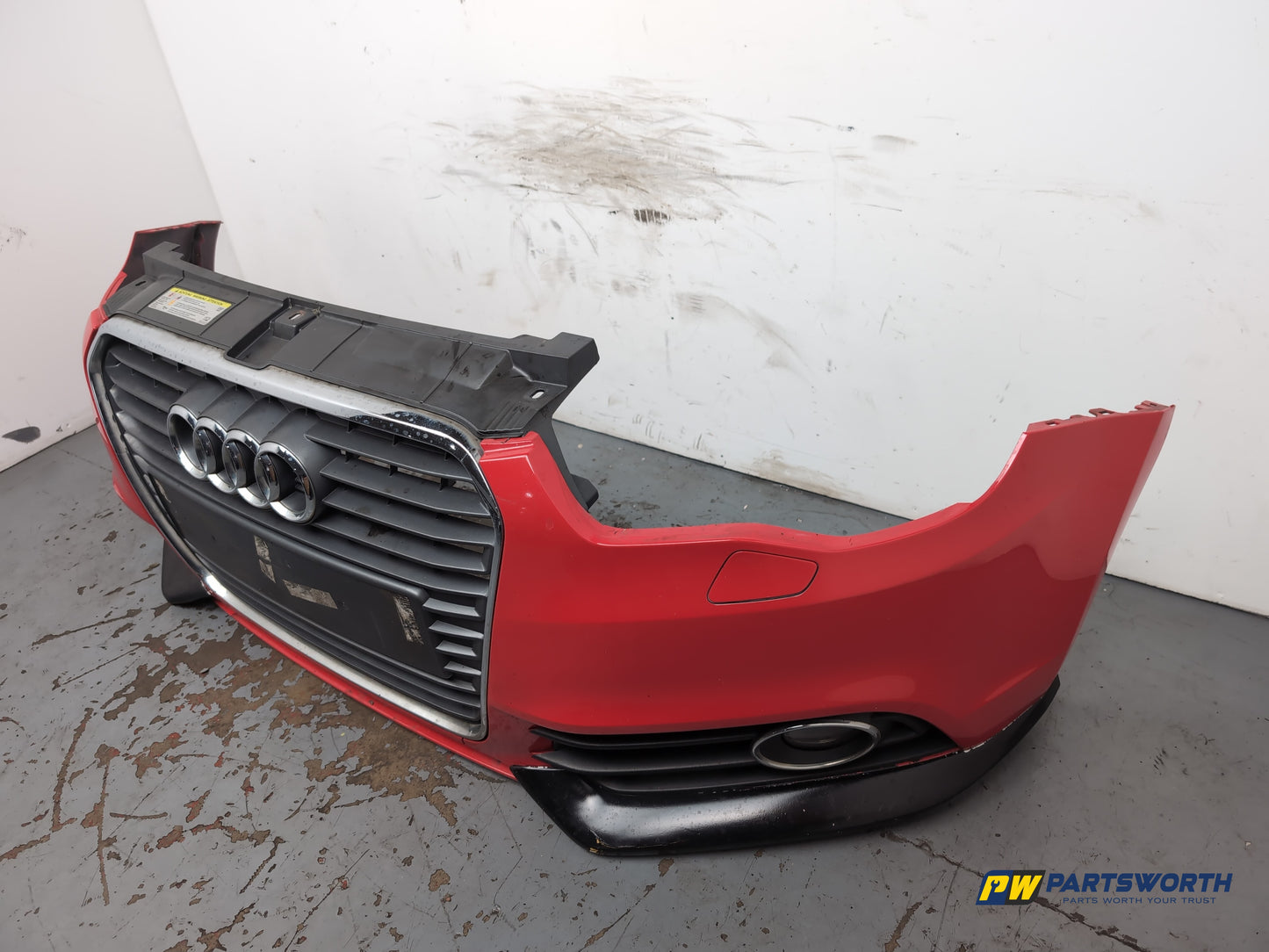 Audi A1 Contrast Edition Tdi Hatchback Front Bumper Red Lz3m 2010-2012 - photo 3