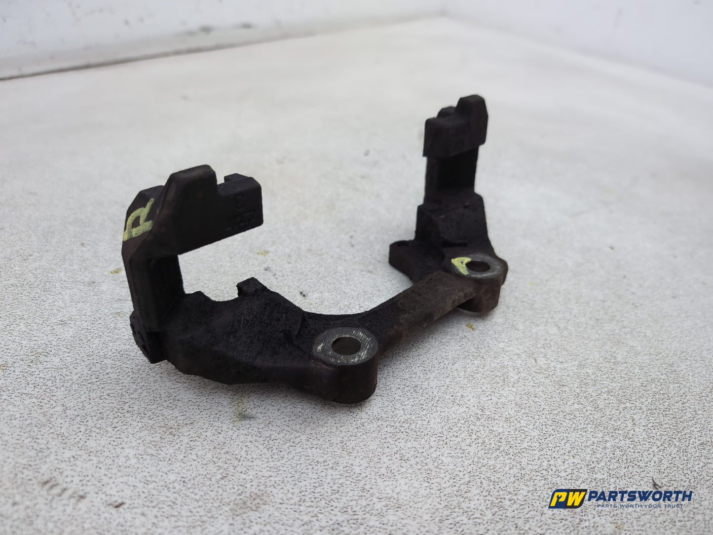 Audi A1 Contrast Edition Tdi Brake Caliper Front Support Driver Side 2008-2012 - photo 3