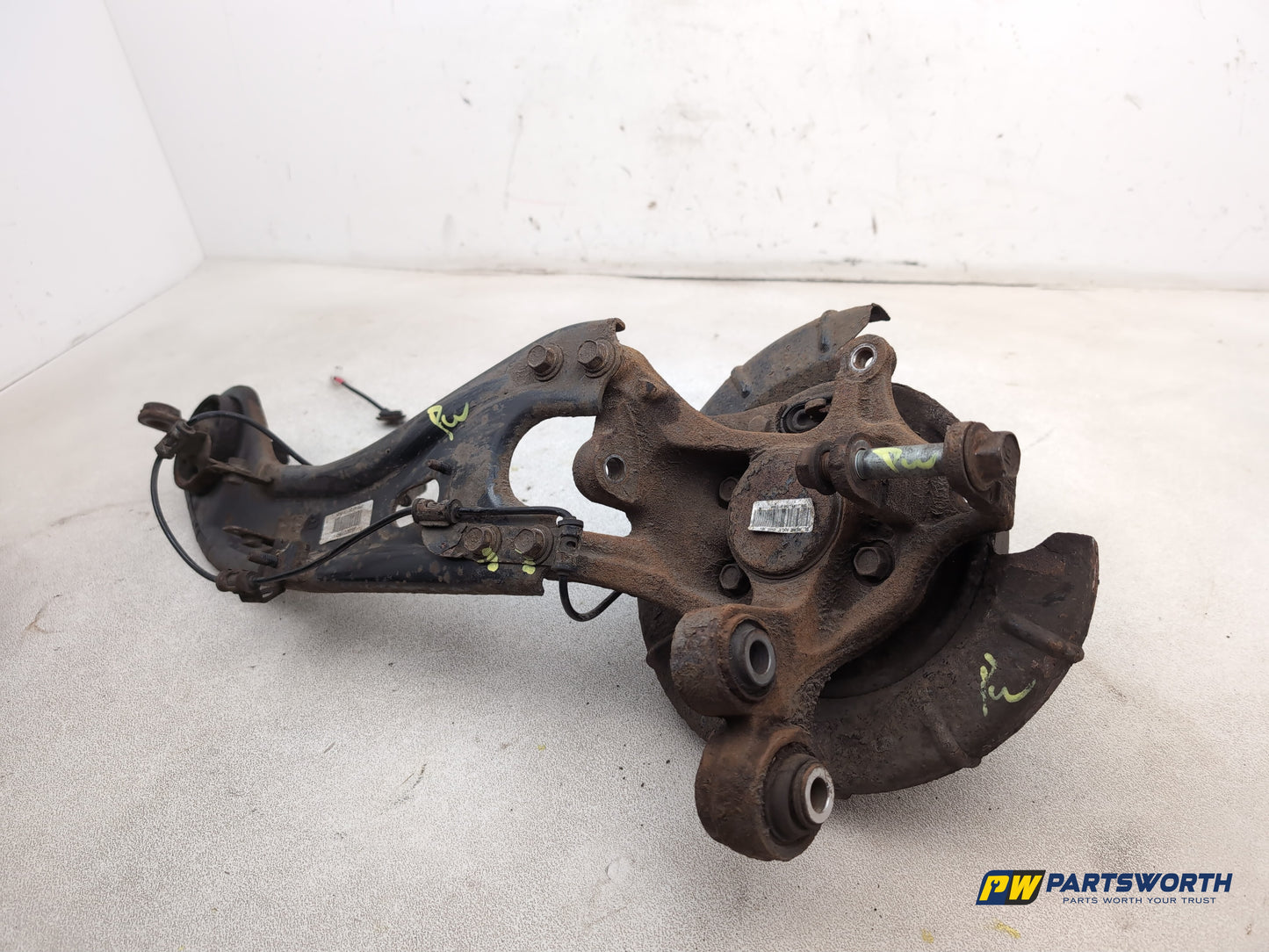 Kia Sportage 3 Crdi 1.7l Diesel Wheel Hub Rear Rh Driver Side 2010-2015 - photo 3
