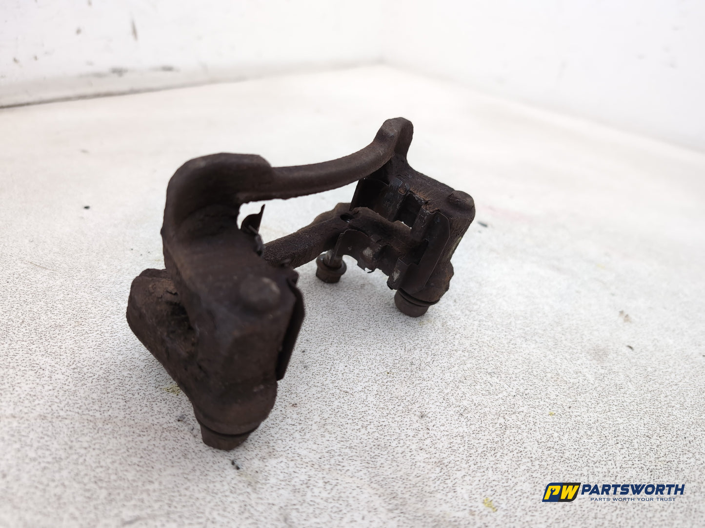 Kia Sportage 3 Crdi Brake Rear Caliper Support Lh Passenger Side 2010-2015 - photo 3
